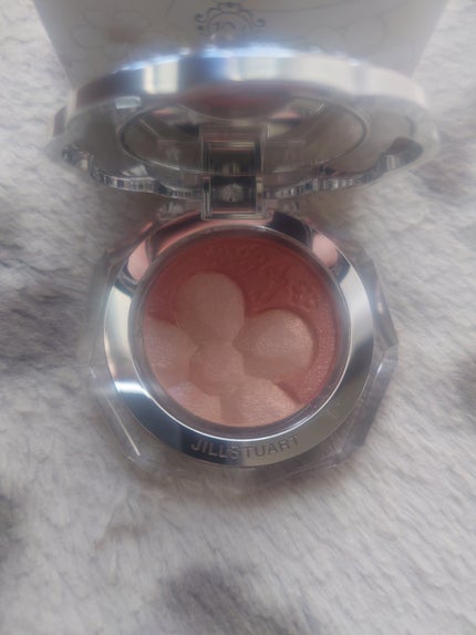 ジルスチュアート クリスタルブルーム ペタルクチュールアイズ デュオ/JILL STUART/アイシャドウパレットを使ったクチコミ(2枚目)