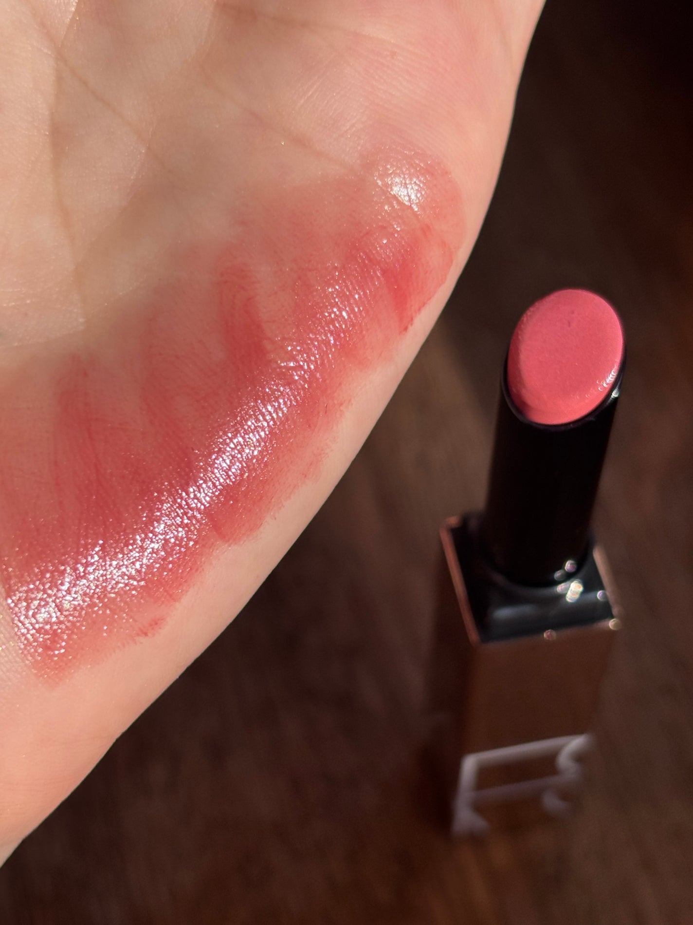 アフターグロー センシュアルシャイン リップスティック/NARS/口紅を使ったクチコミ(5枚目)