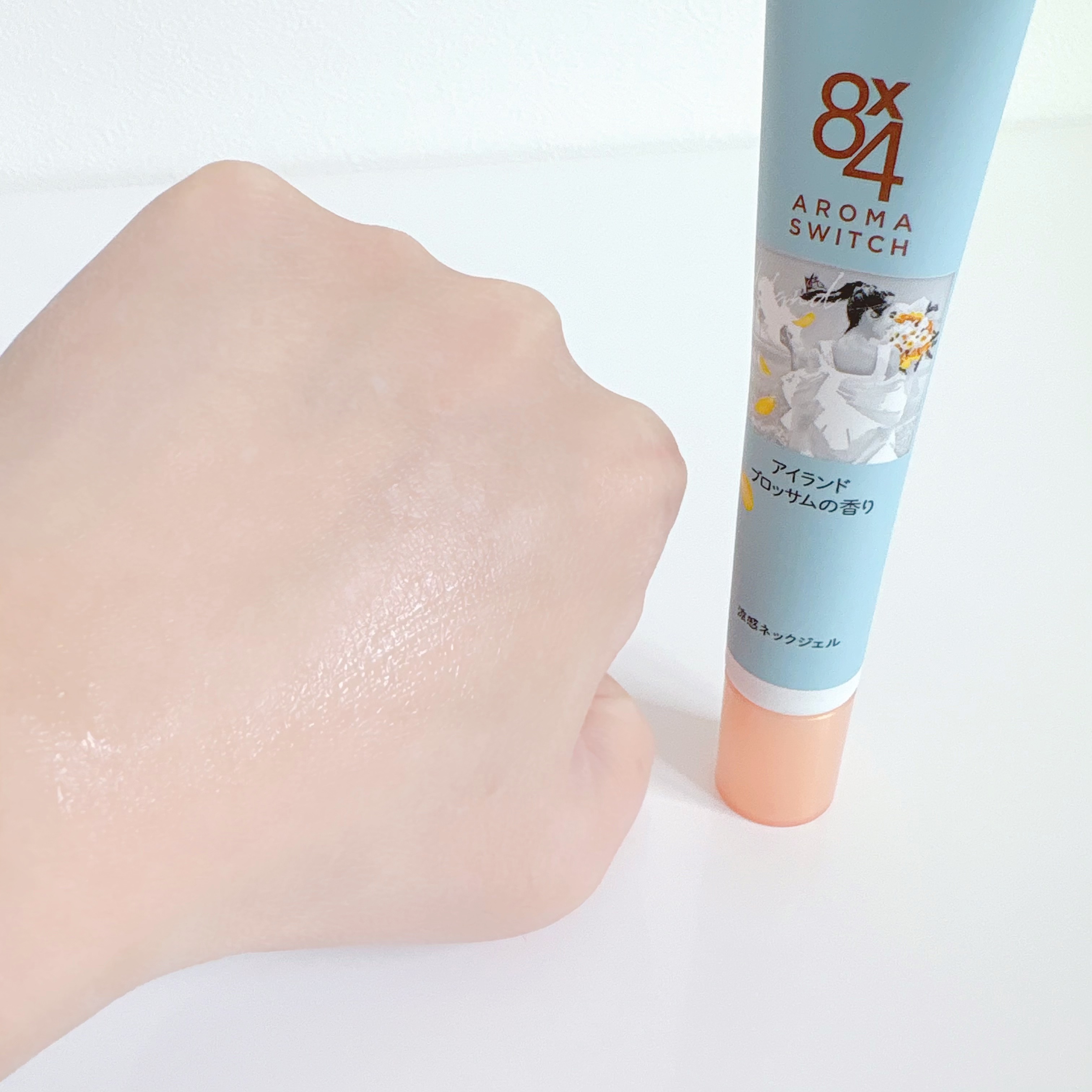 8x4 アロマスイッチ 涼感ネックジェル アイランドブロッサムの香り/８ｘ４/デオドラント・制汗剤を使ったクチコミ（3枚目）