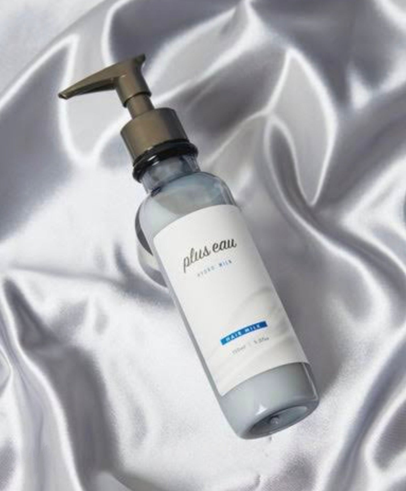 v-miho on LIPS 「ベタつくことなく伸びもいいすごく好感触!ですがミルクだけでは私..」(1枚目)