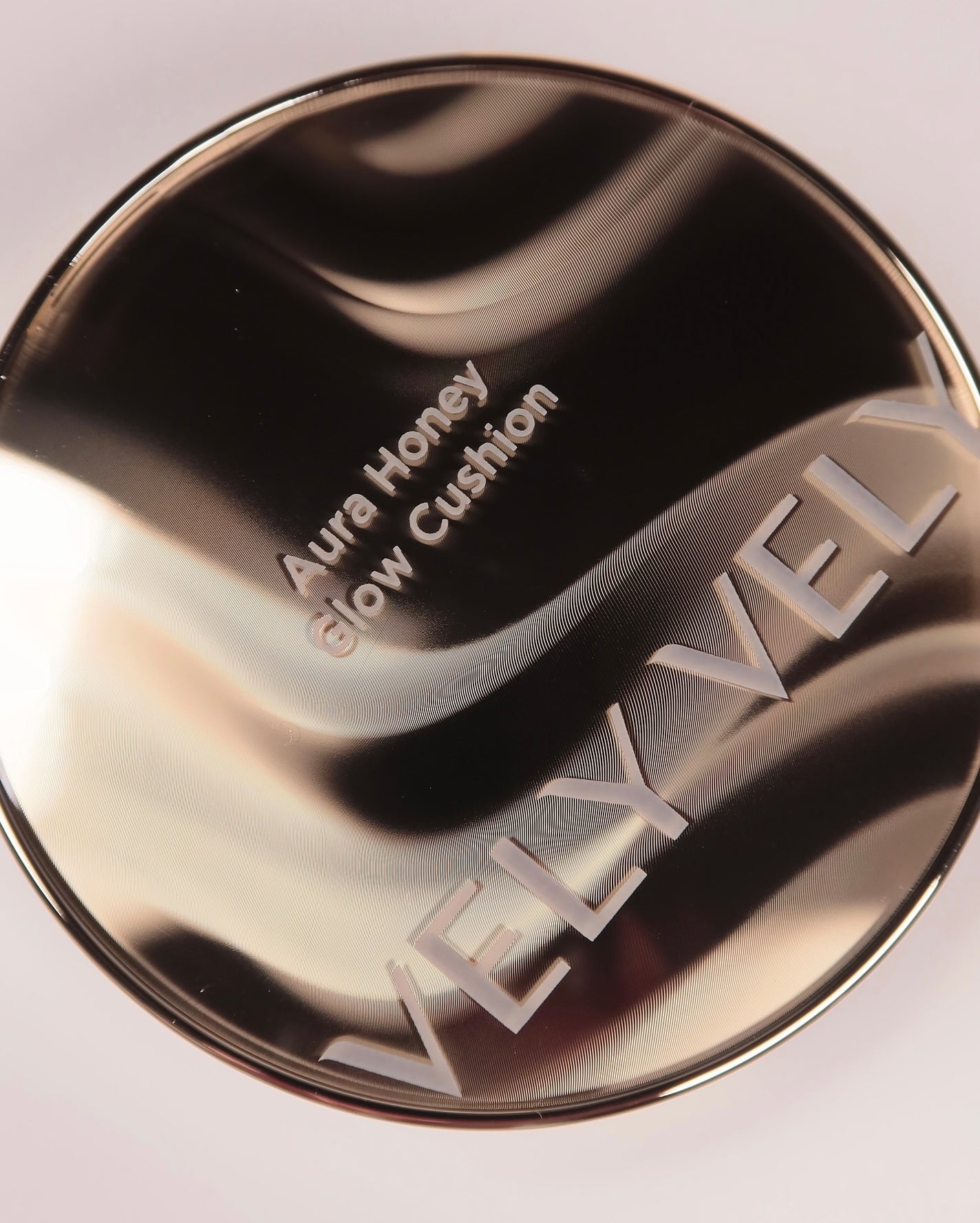 はちみつツヤ肌クッションファンデ/VELY VELY/クッションファンデーションを使ったクチコミ(6枚目)