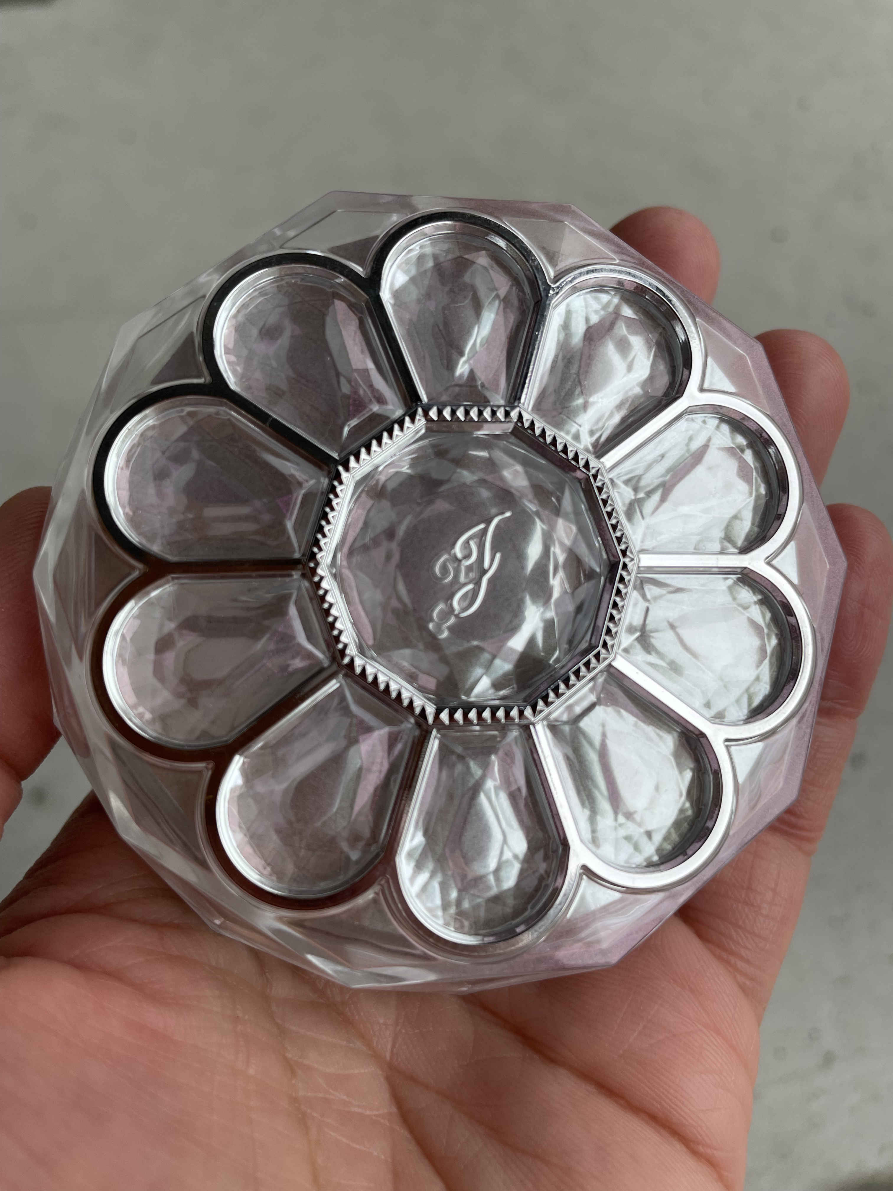 ジルスチュアート ブルームクチュール アイズ　ジュエルドブーケ/JILL STUART/アイシャドウパレットを使ったクチコミ（3枚目）