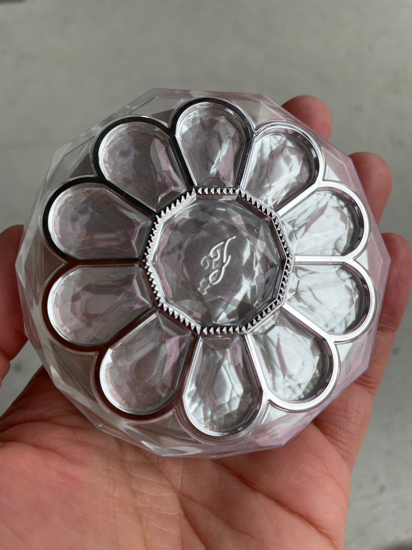 ジルスチュアート ブルームクチュール アイズ ジュエルドブーケ/JILL STUART/アイシャドウパレットを使ったクチコミ(3枚目)