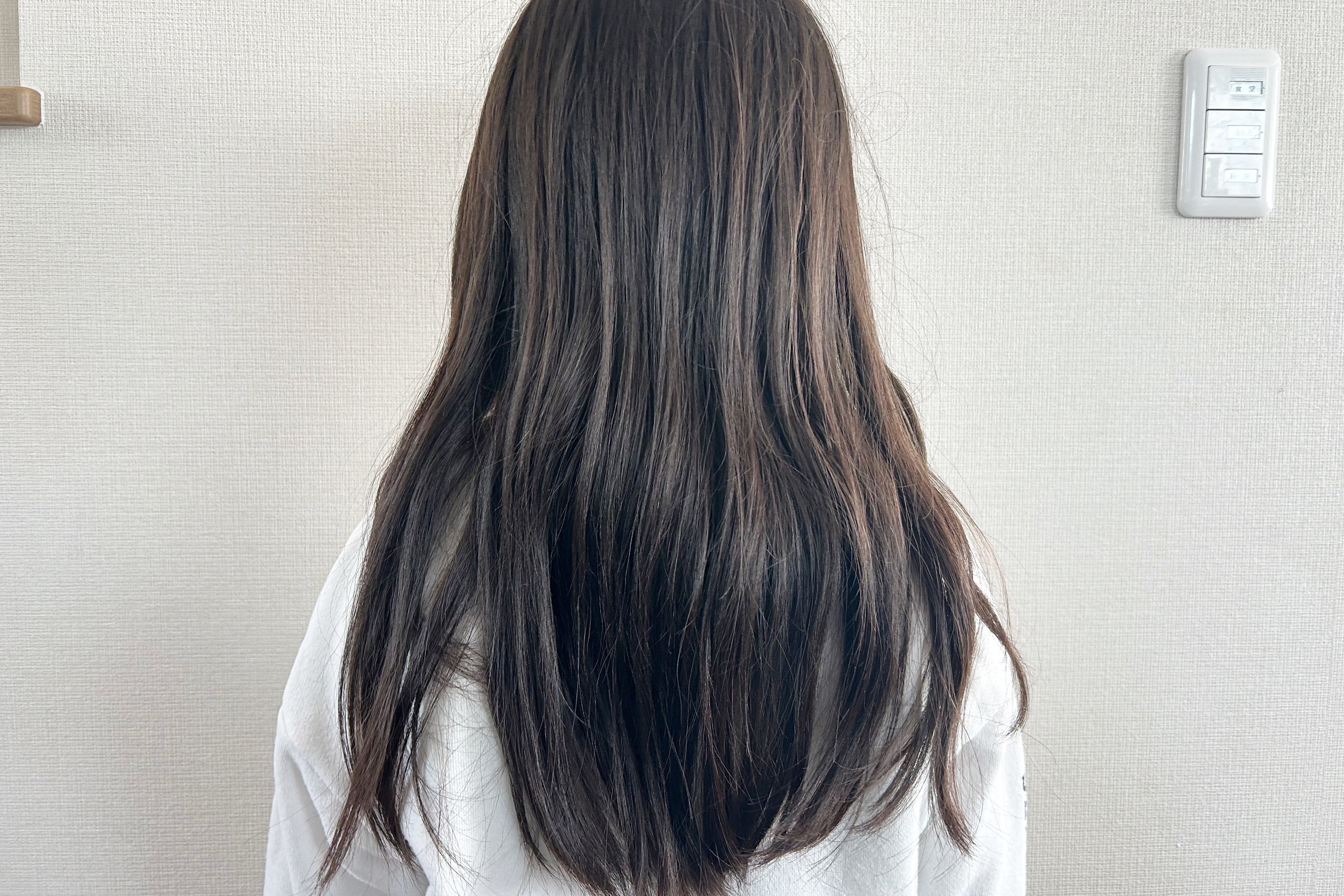 ロータス シャイニーオイル ヘアスプレー フィグ＆ローズの香り/ダイアン/ヘアスプレーを使ったクチコミ（3枚目）