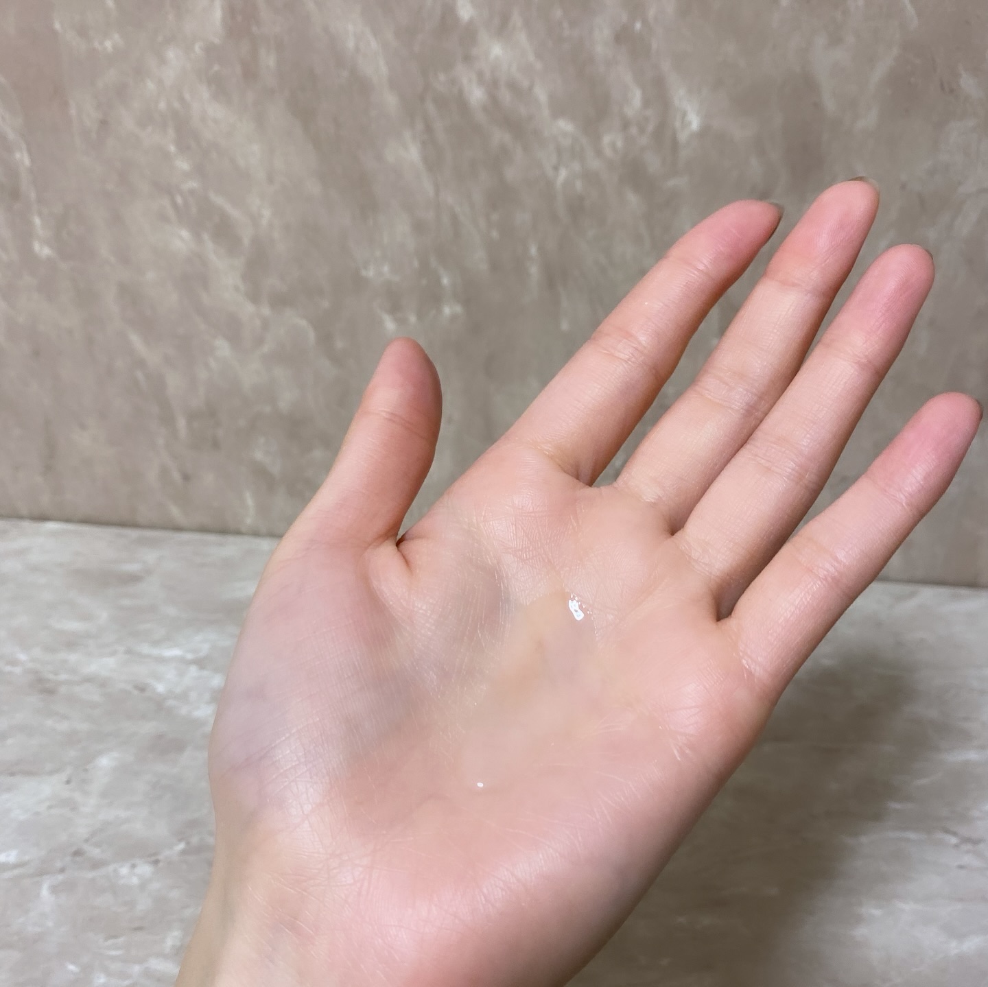 エルジューダ サントリートメントセラム/エルジューダ/ヘアオイルを使ったクチコミ（2枚目）