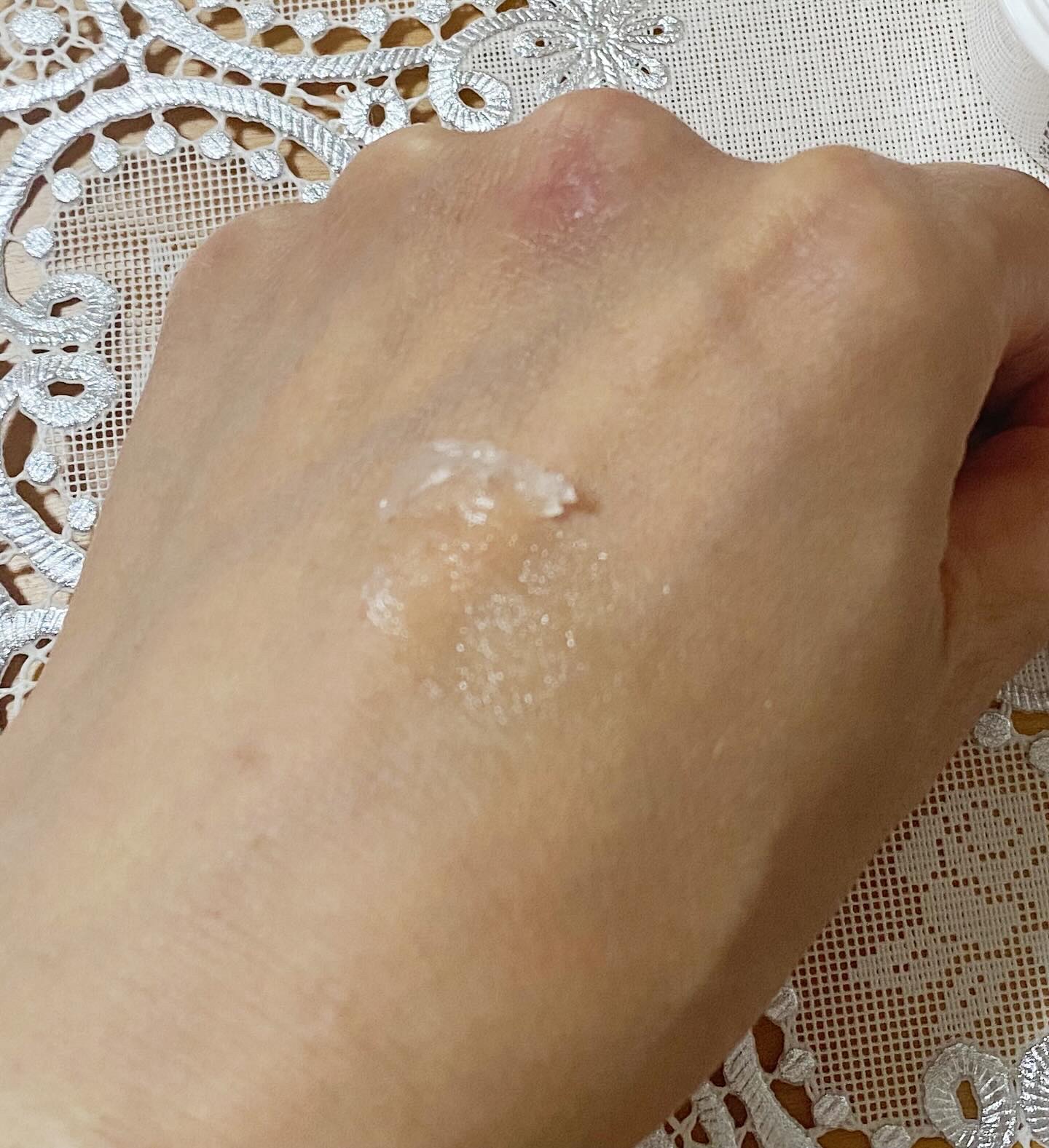 アリィー クロノビューティ UV ヘアカラーラスティング＆スタイリング バーム/アリィー/ヘアバームを使ったクチコミ（3枚目）