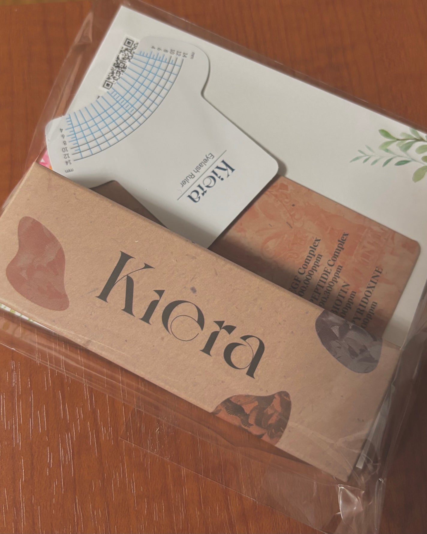 Blooming Eyelash Serum(透明)/KIERA/まつげ美容液を使ったクチコミ(6枚目)