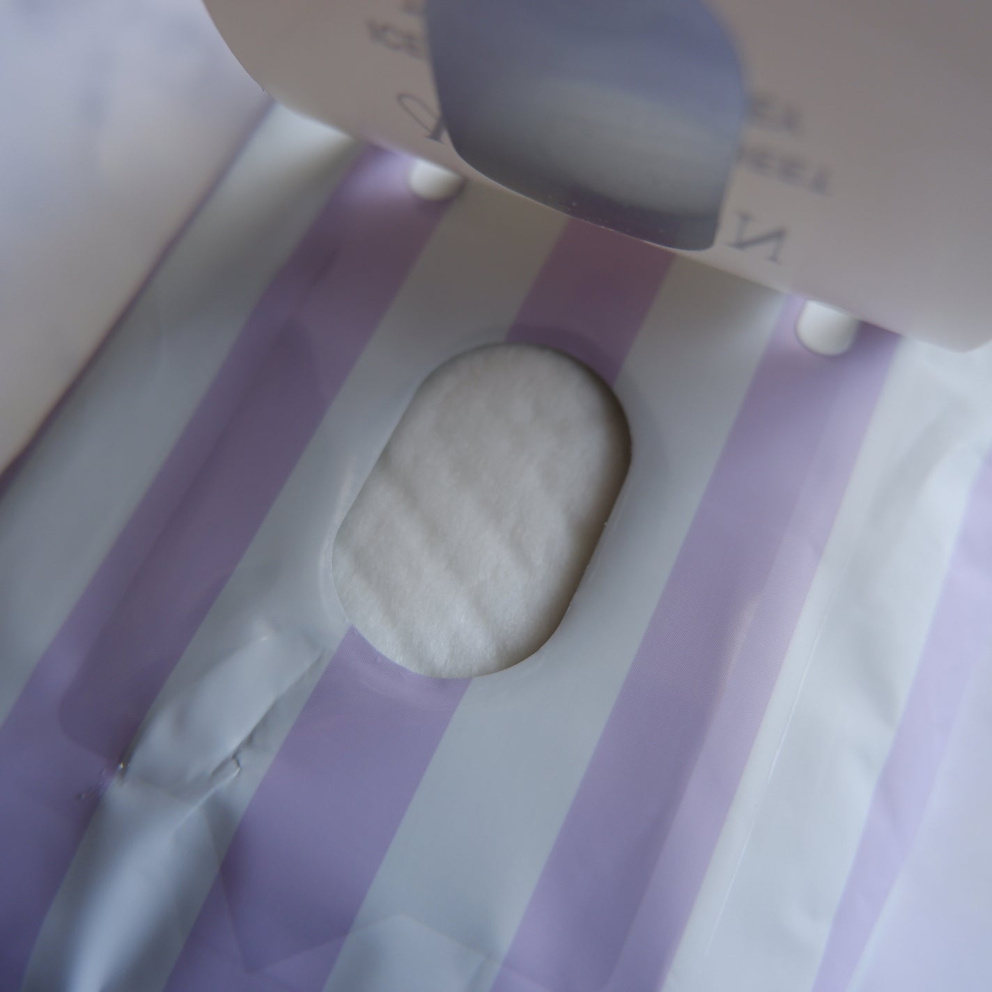 アイスフレグランスシート TWILIGHT JOURNEY/MOTON/ボディシートを使ったクチコミ(2枚目)