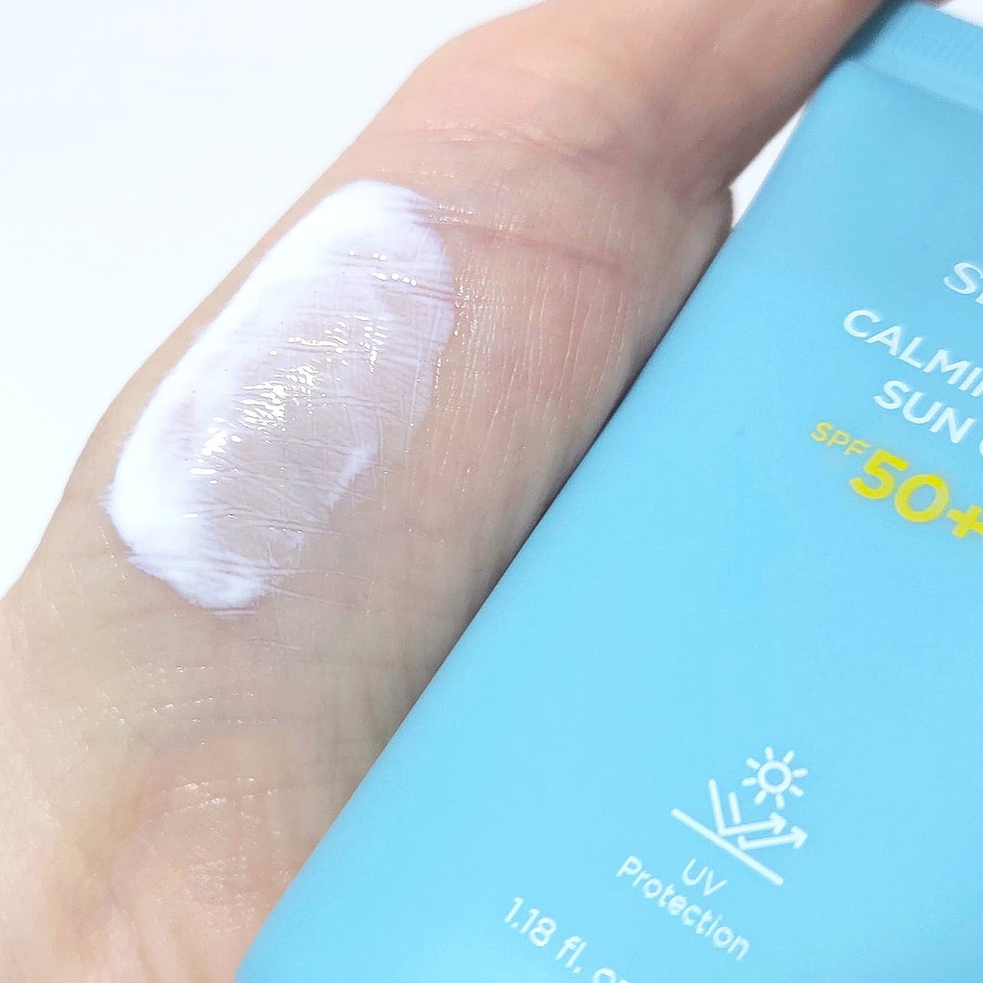 カーミング ウォータリー サンスクリーン/skinfeast/日焼け止めクリームを使ったクチコミ(3枚目)