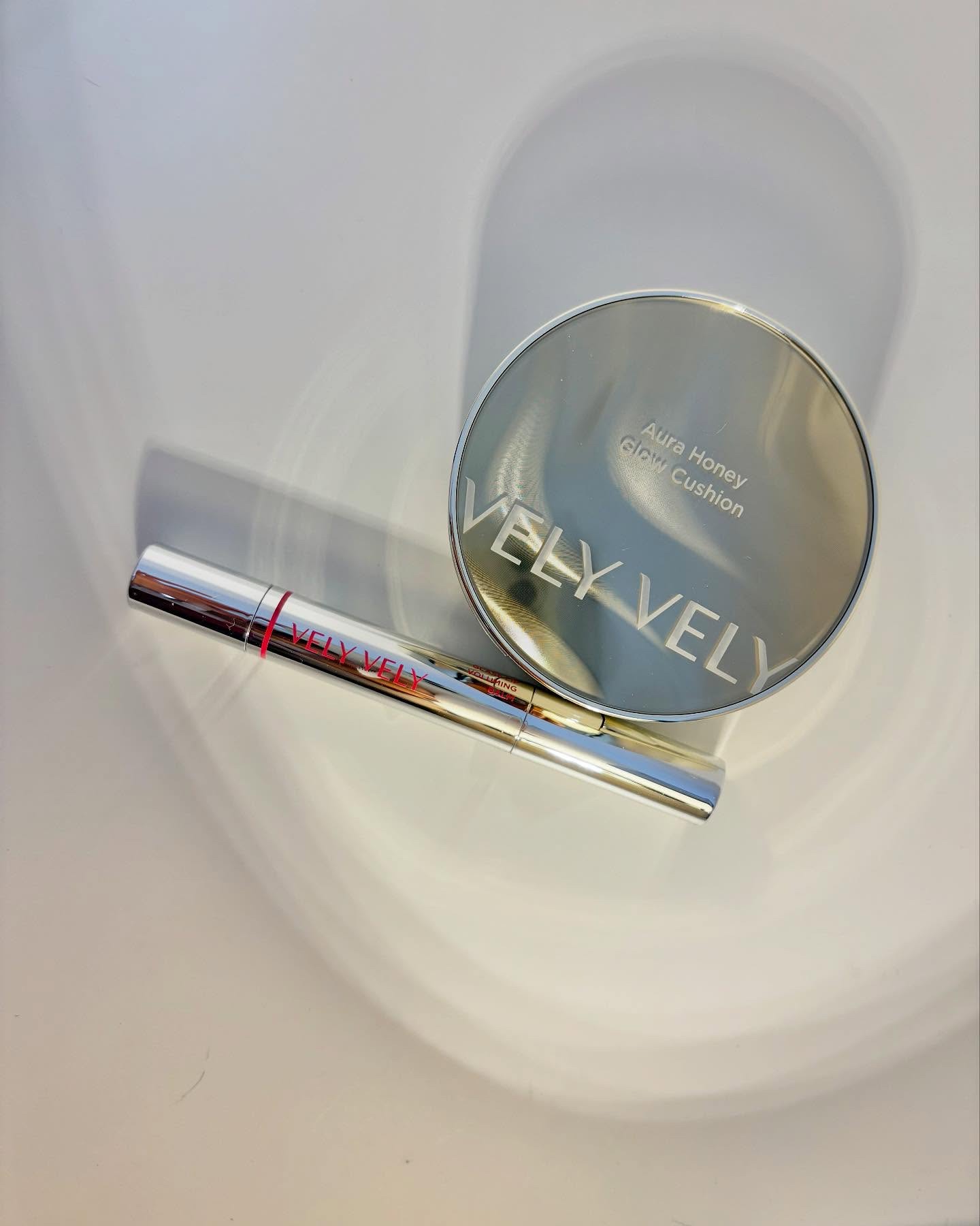 はちみつツヤ肌クッションファンデ/VELY VELY/クッションファンデーションを使ったクチコミ（2枚目）