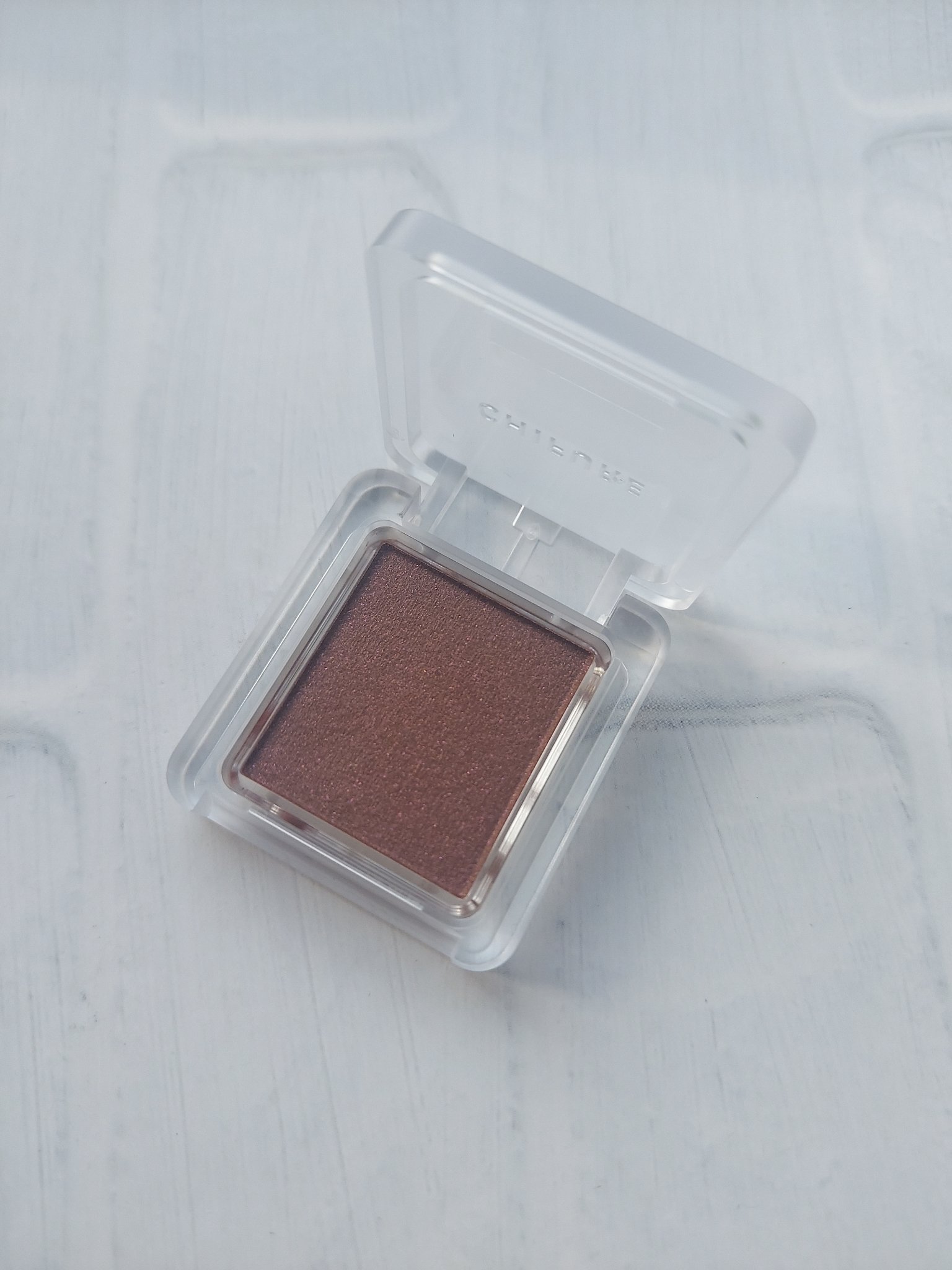 シングル カラー アイシャドウ/ちふれ/単色アイシャドウを使ったクチコミ（2枚目）