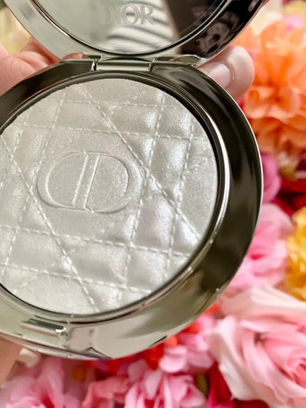 ディオールスキン フォーエヴァー グロウ ルミナイザー/Dior/ハイライトを使ったクチコミ(2枚目)