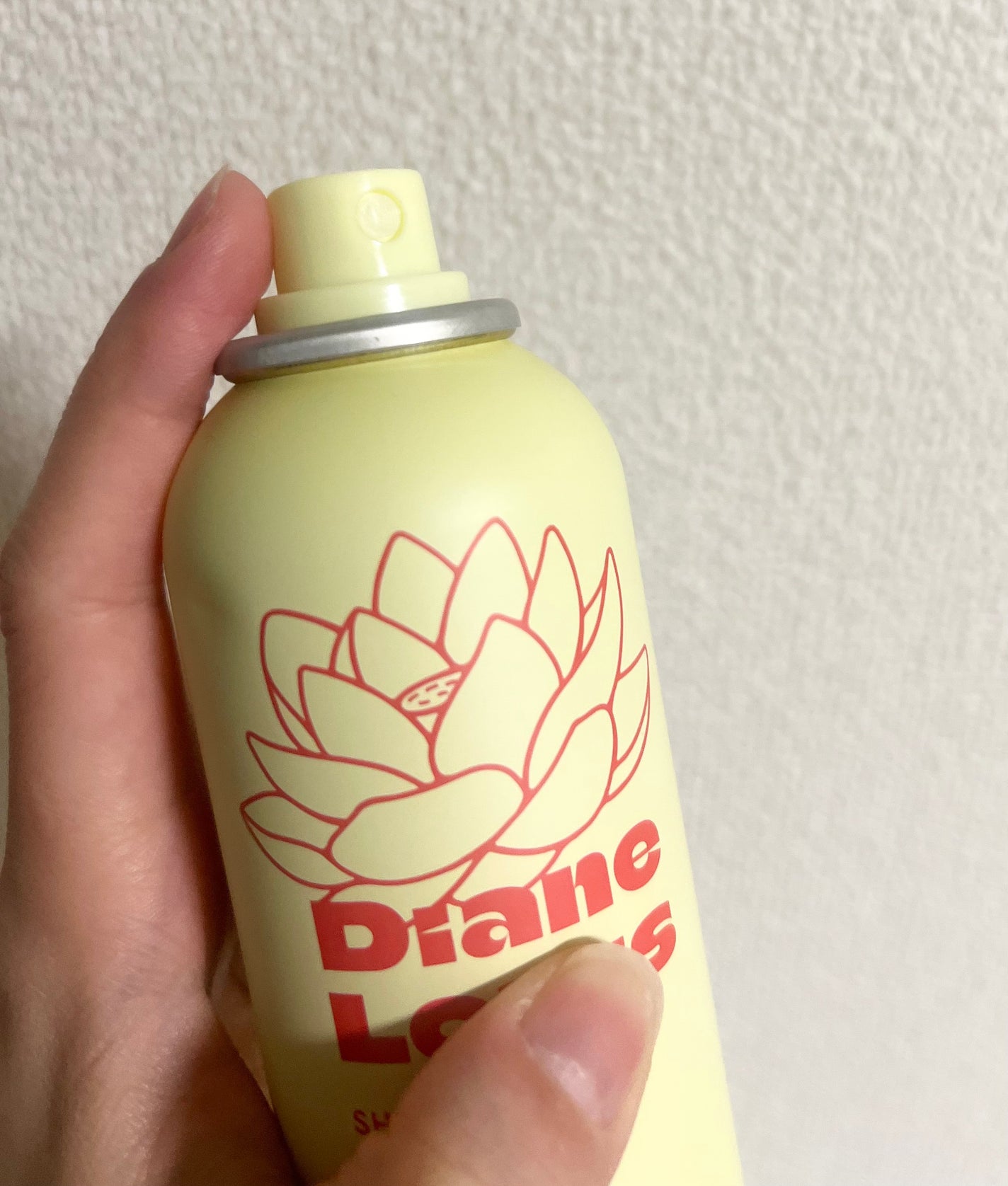 ロータス シャイニーオイル ヘアスプレー ピーチ&ホワイトティーの香り/ダイアン/ヘアスプレーを使ったクチコミ(2枚目)