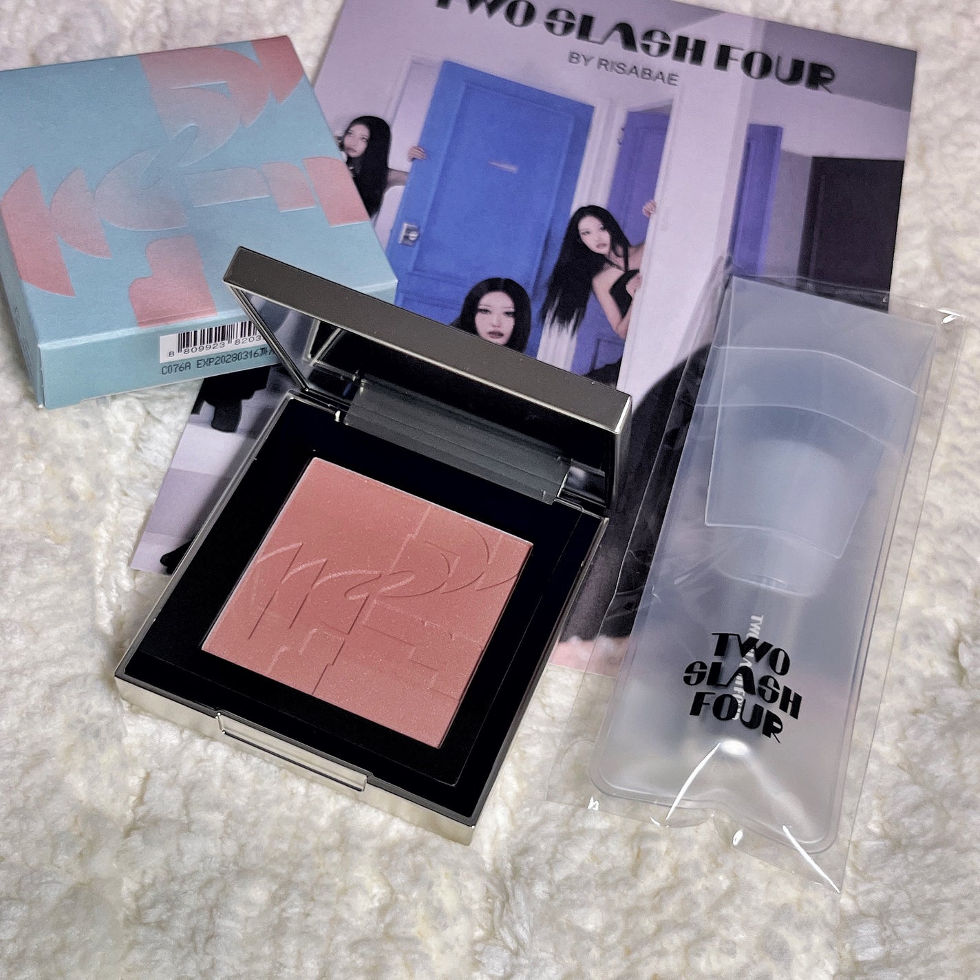 オールオーバーフェイスブラッシュ/TWO SLASH FOUR/パウダーチークを使ったクチコミ(1枚目)