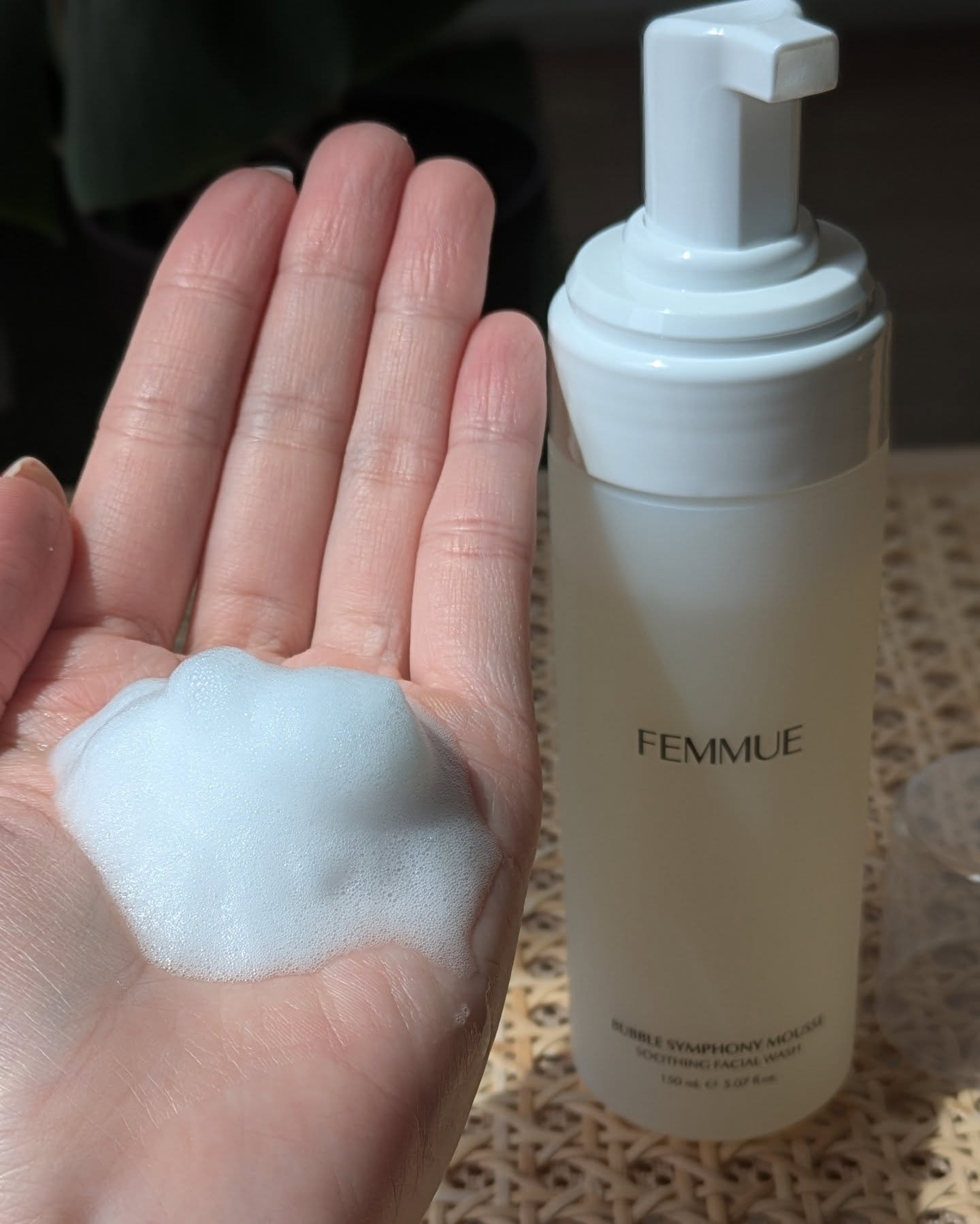 バブルシンフォニー ムースウォッシュ/FEMMUE/泡洗顔を使ったクチコミ（2枚目）