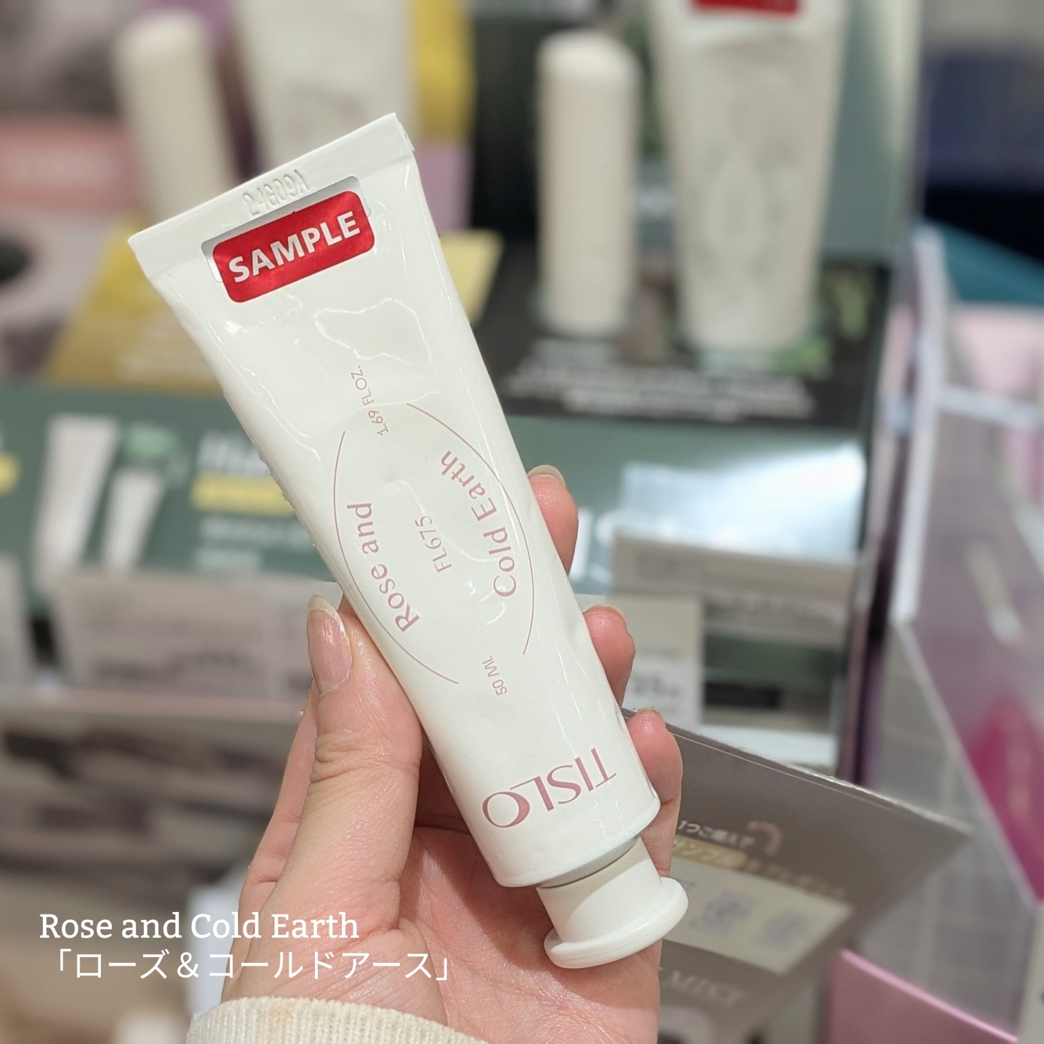 HANDCREAM Rose and Cold Earth/TISLO/ハンドクリームを使ったクチコミ（3枚目）