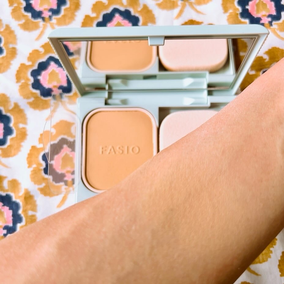 ヒトヌリカバー 耐久ファンデーション/FASIO/パウダーファンデーションを使ったクチコミ（3枚目）