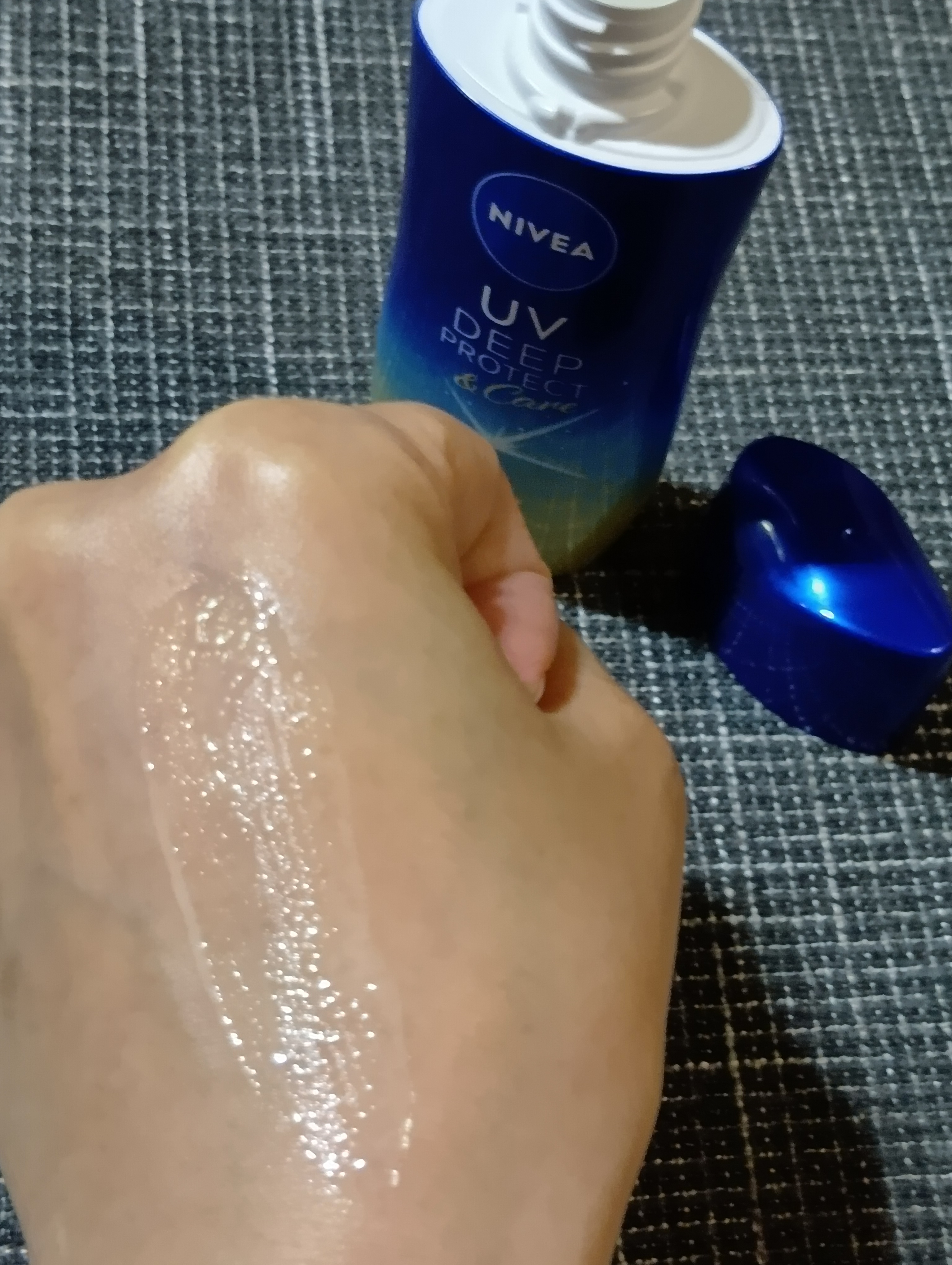 ニベアUV ディープ プロテクト＆ケア ジェル/ニベア/日焼け止めジェルを使ったクチコミ（2枚目）