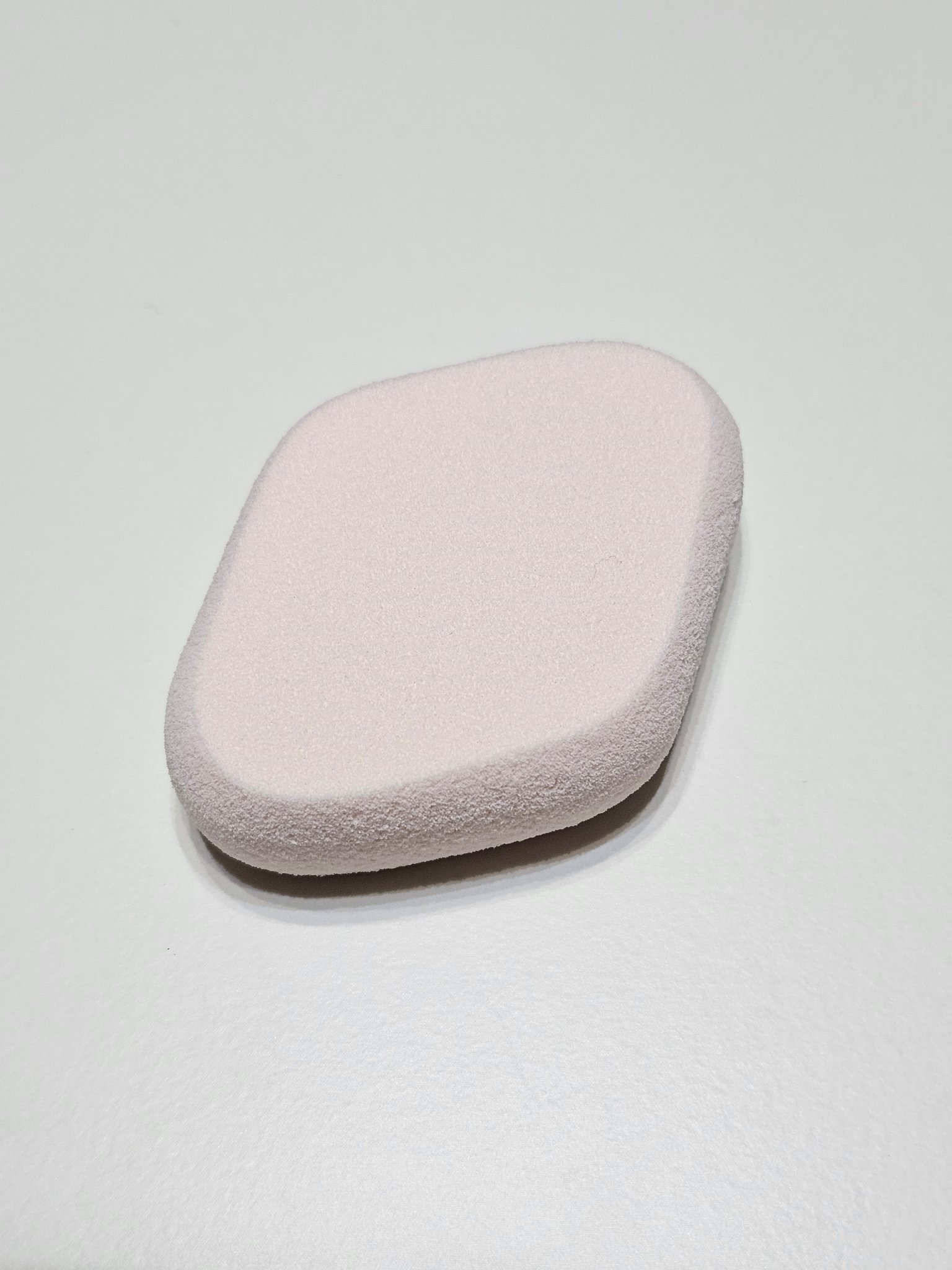 シフォンタッチスポンジN ダイヤ型/ロージーローザ/パフ・スポンジを使ったクチコミ（1枚目）