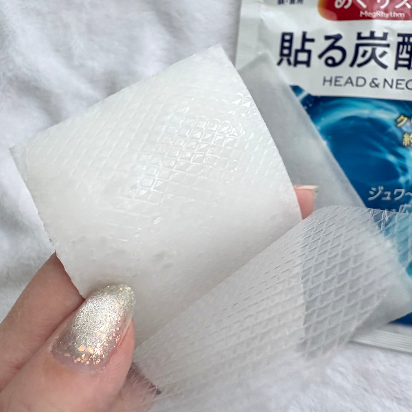 貼る炭酸ジェルパック HEAD&NECK/めぐりズム/ネック・デコルテケアを使ったクチコミ(3枚目)