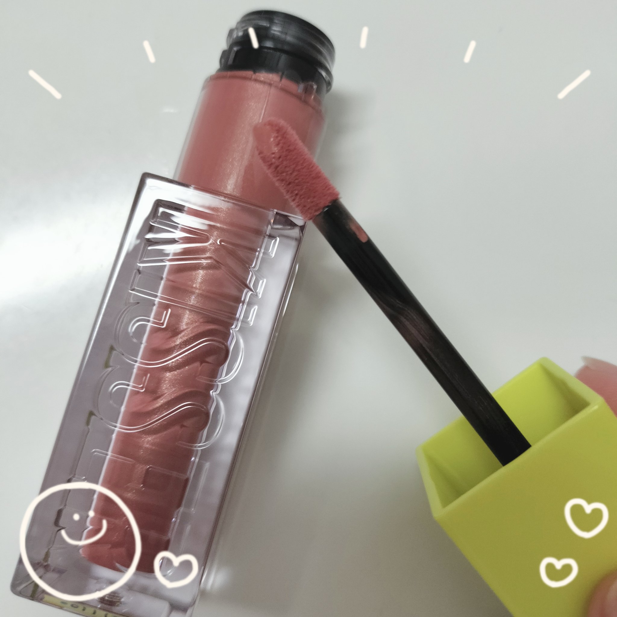 グローキッサー チークブラッシュ／グローキッサー ハイライター 04 恋焦がれダスティピンク/MAYBELLINE NEW YORK/リキッドチークを使ったクチコミ（2枚目）