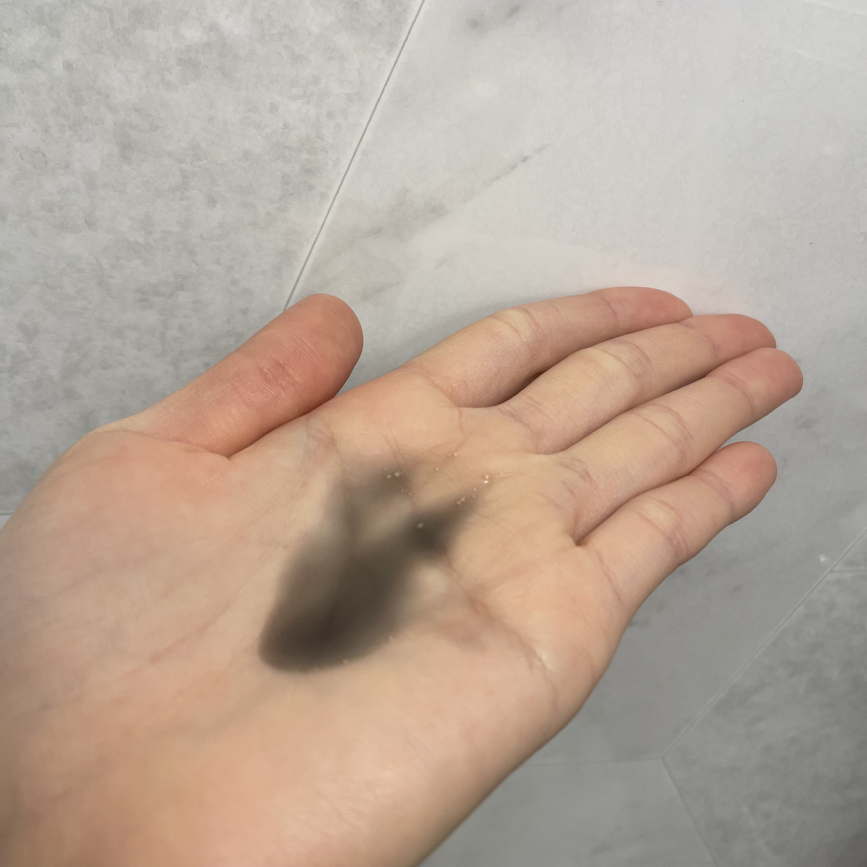 マイルドクレンジング オイル〈ブラック＆スムース〉 「リカちゃん」限定デザイン 2/ファンケル/オイルクレンジングを使ったクチコミ（2枚目）