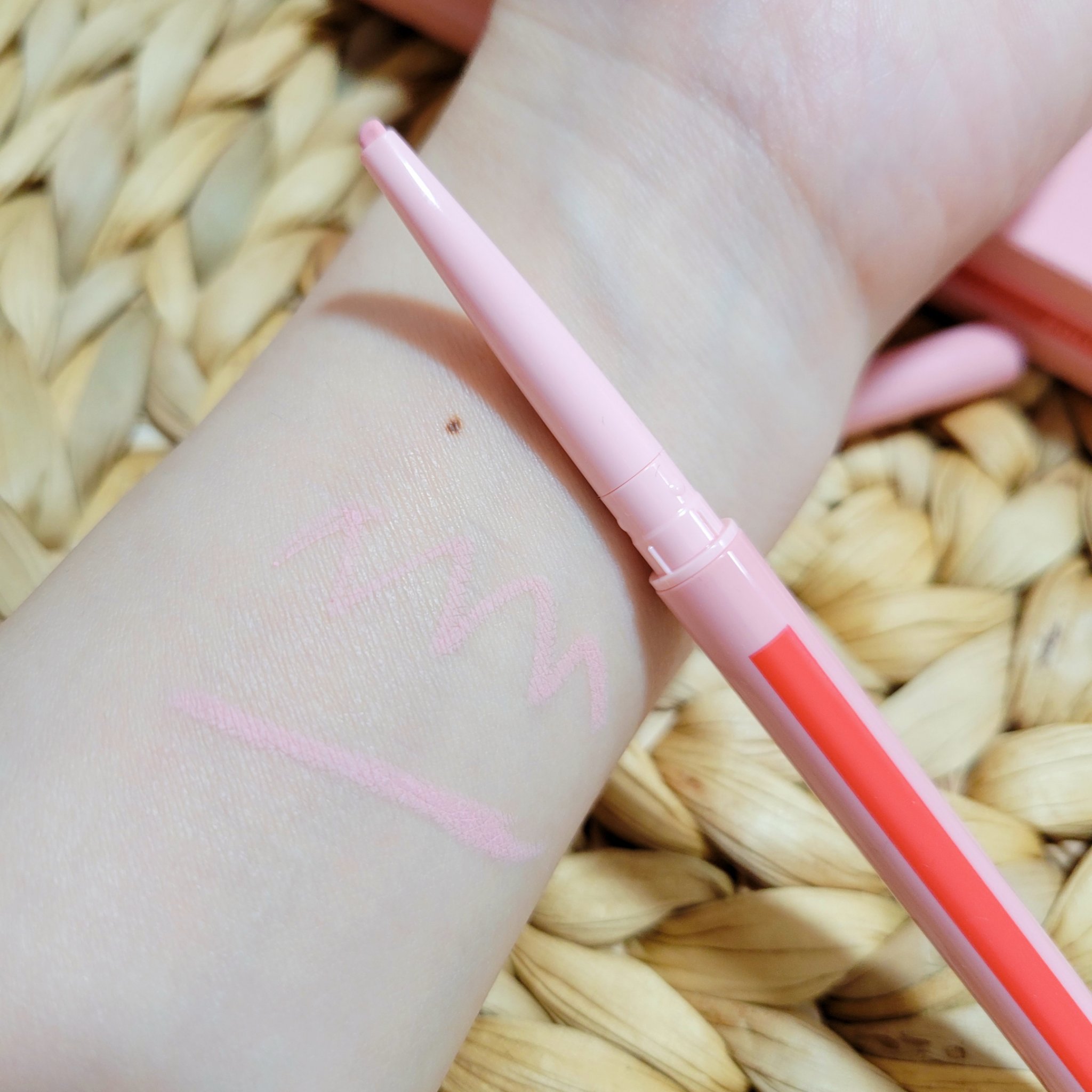 オーバルアンダーアイライナー/ドーリーウインク/ペンシルアイライナーを使ったクチコミ（3枚目）