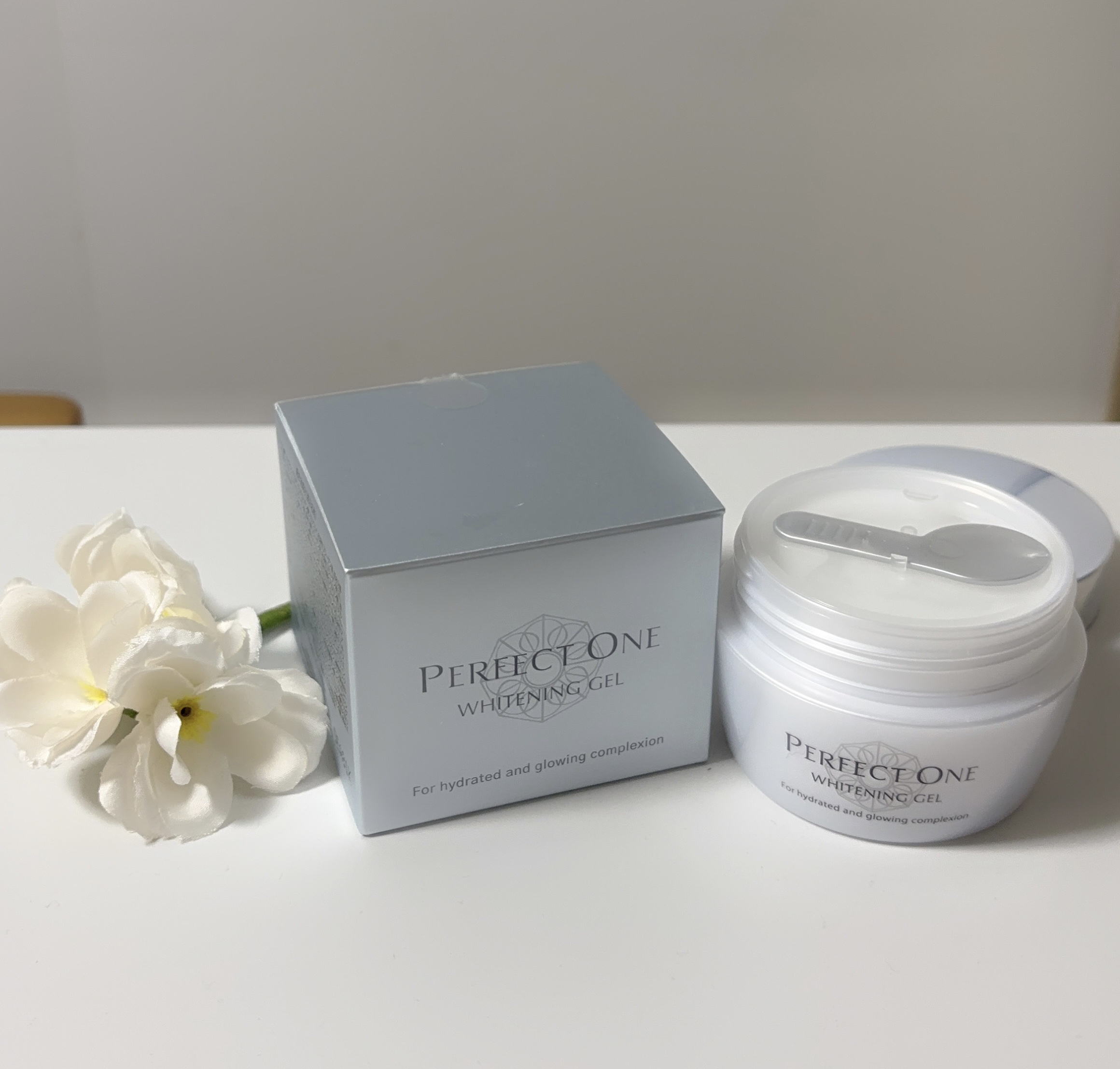 パーフェクトワン 薬用ホワイトニングジェル/パーフェクトワン/オールインワン化粧品を使ったクチコミ（2枚目）