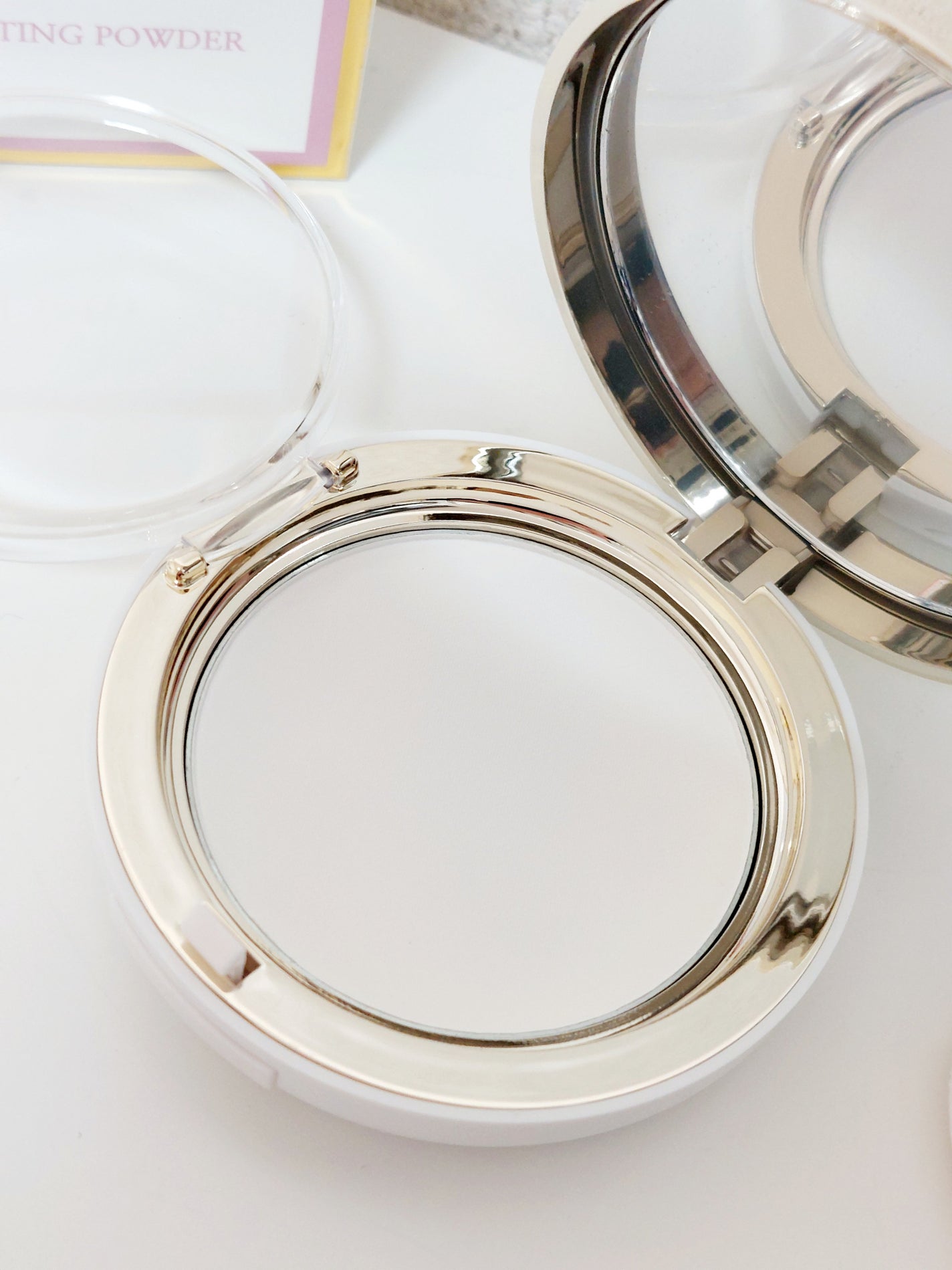 ハイドラセッティングパウダー/byLieto/プレストパウダーを使ったクチコミ(5枚目)