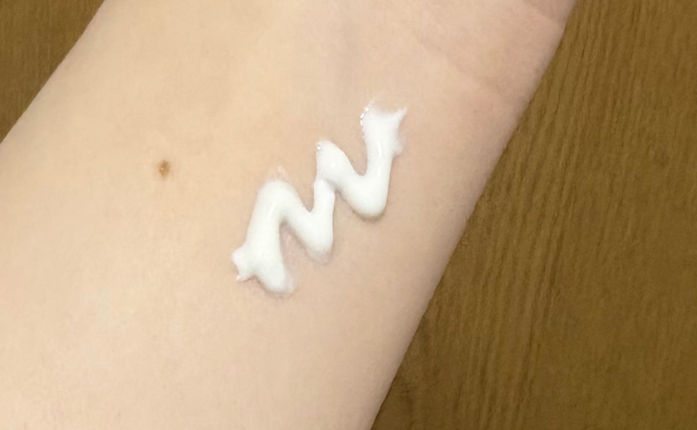 牛タン基本フォロバ on LIPS 「・バニラコUVDefenseWaterproofSunscre..」(3枚目)