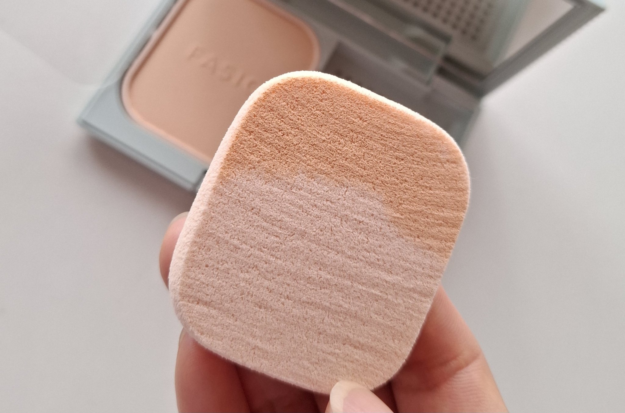 ヒトヌリカバー 耐久ファンデーション/FASIO/パウダーファンデーションを使ったクチコミ（3枚目）