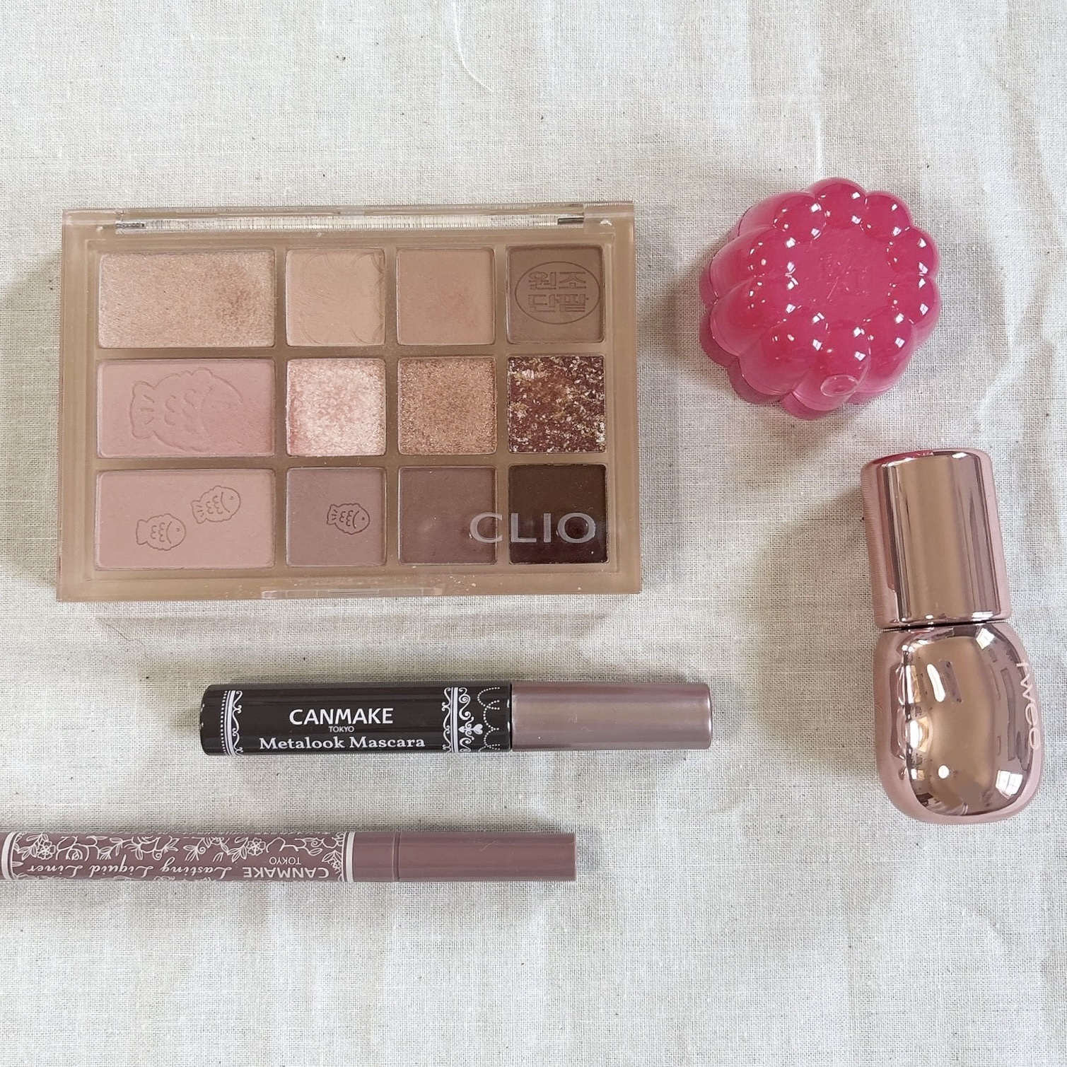 ラスティングリキッドライナー/キャンメイク/リキッドアイライナーを使ったクチコミ（1枚目）