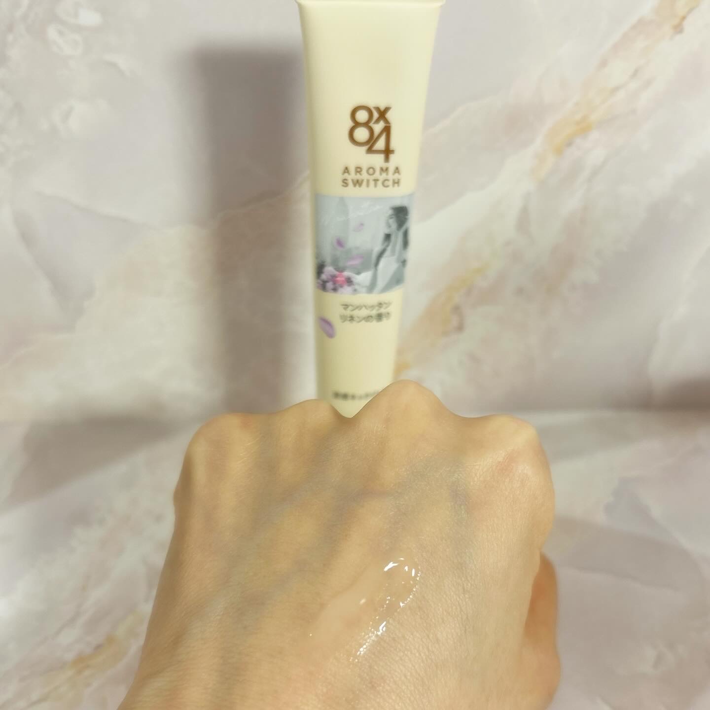 8x4 アロマスイッチ 涼感ネックジェル マンハッタンリネンの香り/８ｘ４/デオドラント・制汗剤を使ったクチコミ（3枚目）