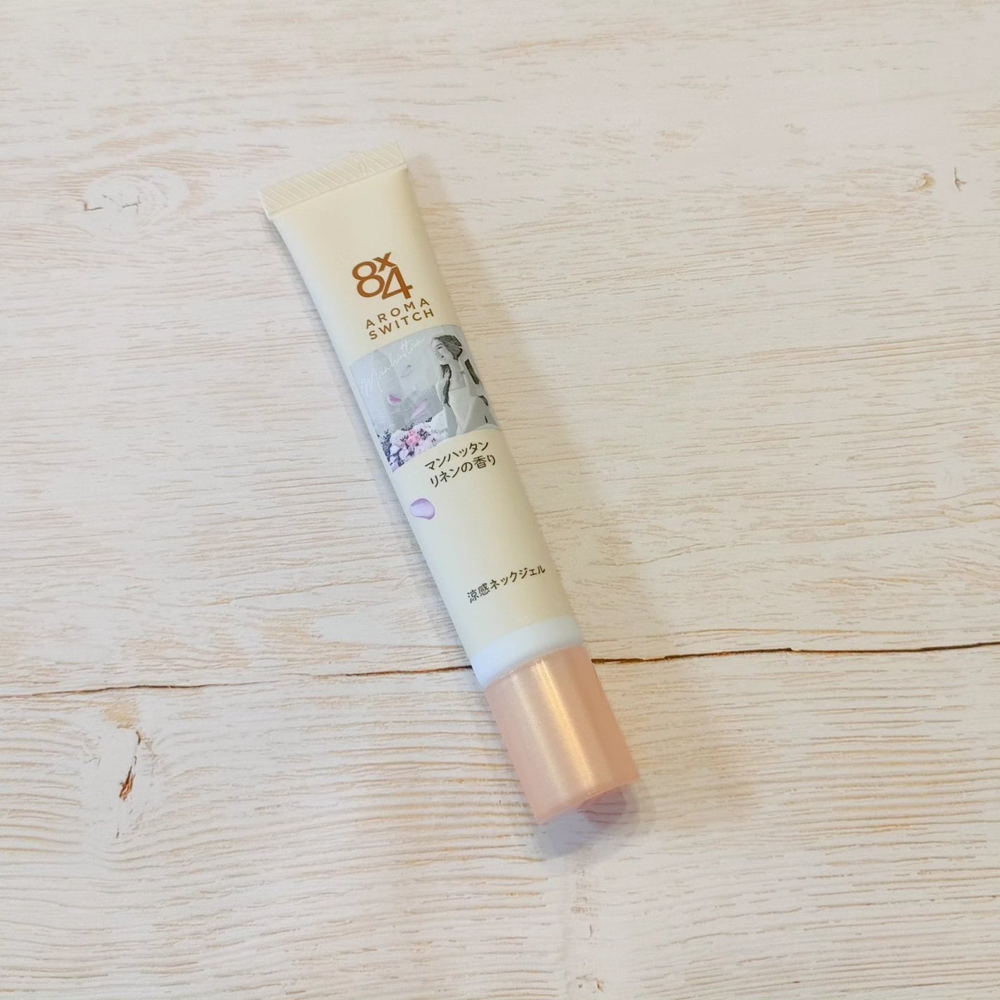 8x4 アロマスイッチ 涼感ネックジェル パリスブーケの香り/8x4/デオドラント・制汗剤を使ったクチコミ(4枚目)