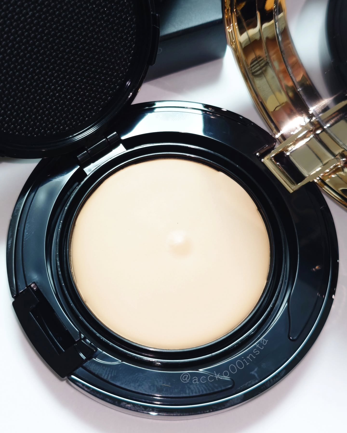 グロウ クリーム コンパクト/SUQQU/クリーム・エマルジョンファンデーションを使ったクチコミ（2枚目）