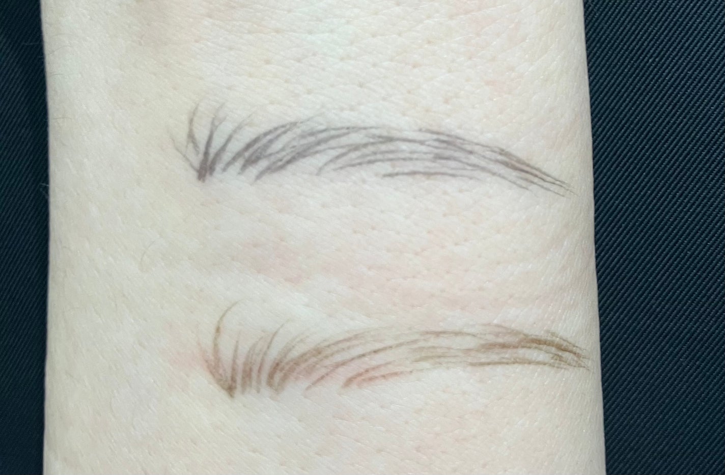 HBL アイブロウ アートリキッドペン/HBL BEAUTY/リキッドアイブロウを使ったクチコミ(2枚目)