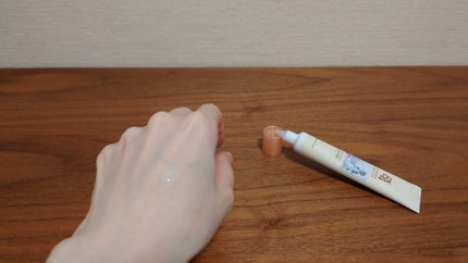 8x4 アロマスイッチ 涼感ネックジェル マンハッタンリネンの香り/8x4/デオドラント・制汗剤を使ったクチコミ(3枚目)