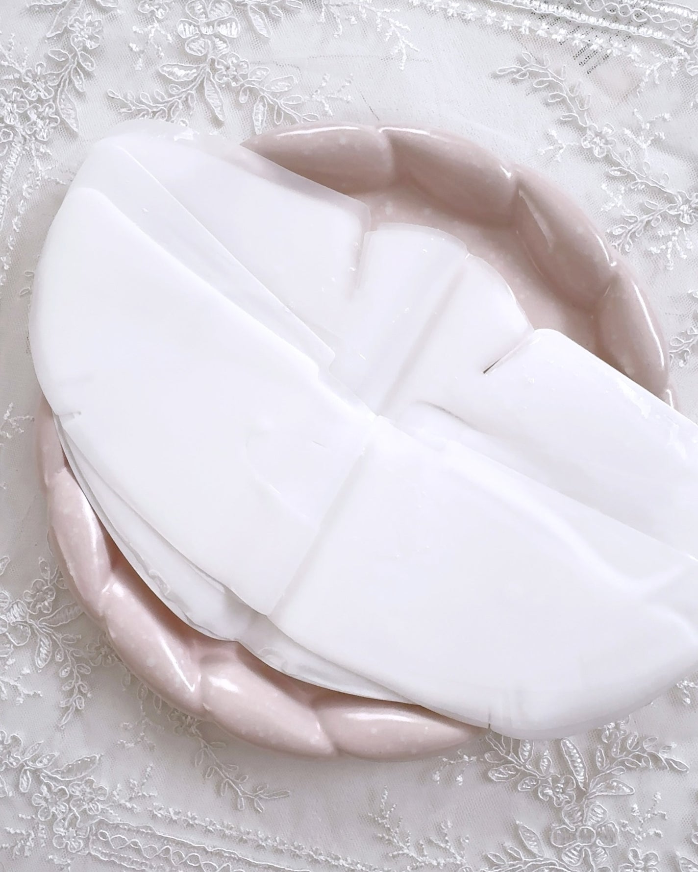 ロコン on LIPS 「♡Newin♡新たにフェイスマスクをゲットしたよ。┈┈┈┈┈┈..」(2枚目)