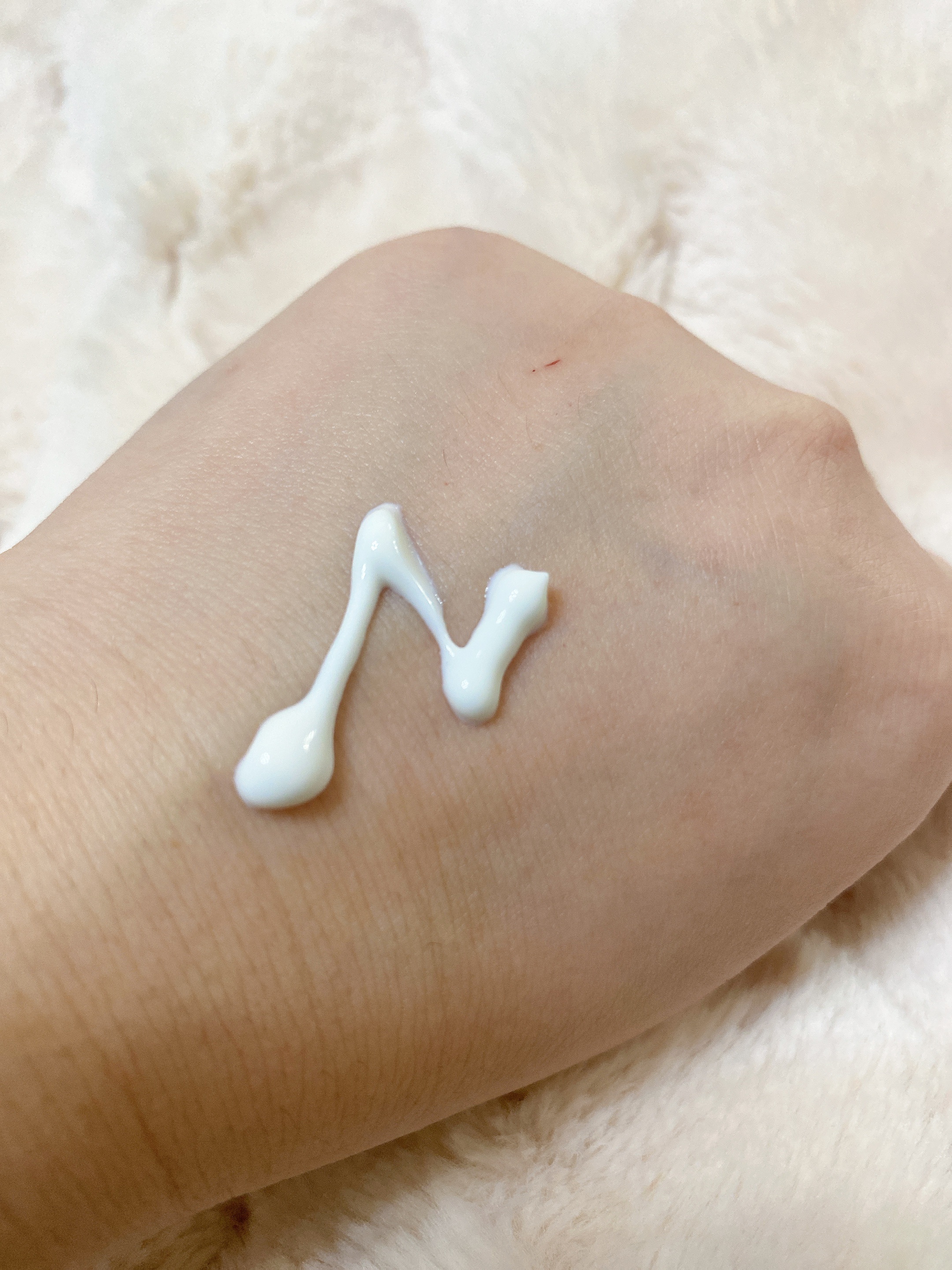 UVディフェンスウォータープルーフ日焼け止め/BANILA CO/日焼け止めローションを使ったクチコミ（2枚目）