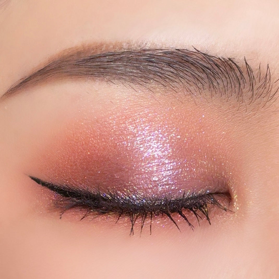 Luminous Legends: Mega Eye Shadow Palette|PAT McGRATH LABS Luminous Legends: Mega Eye Shadow Palette|PAT McGRATH LABS