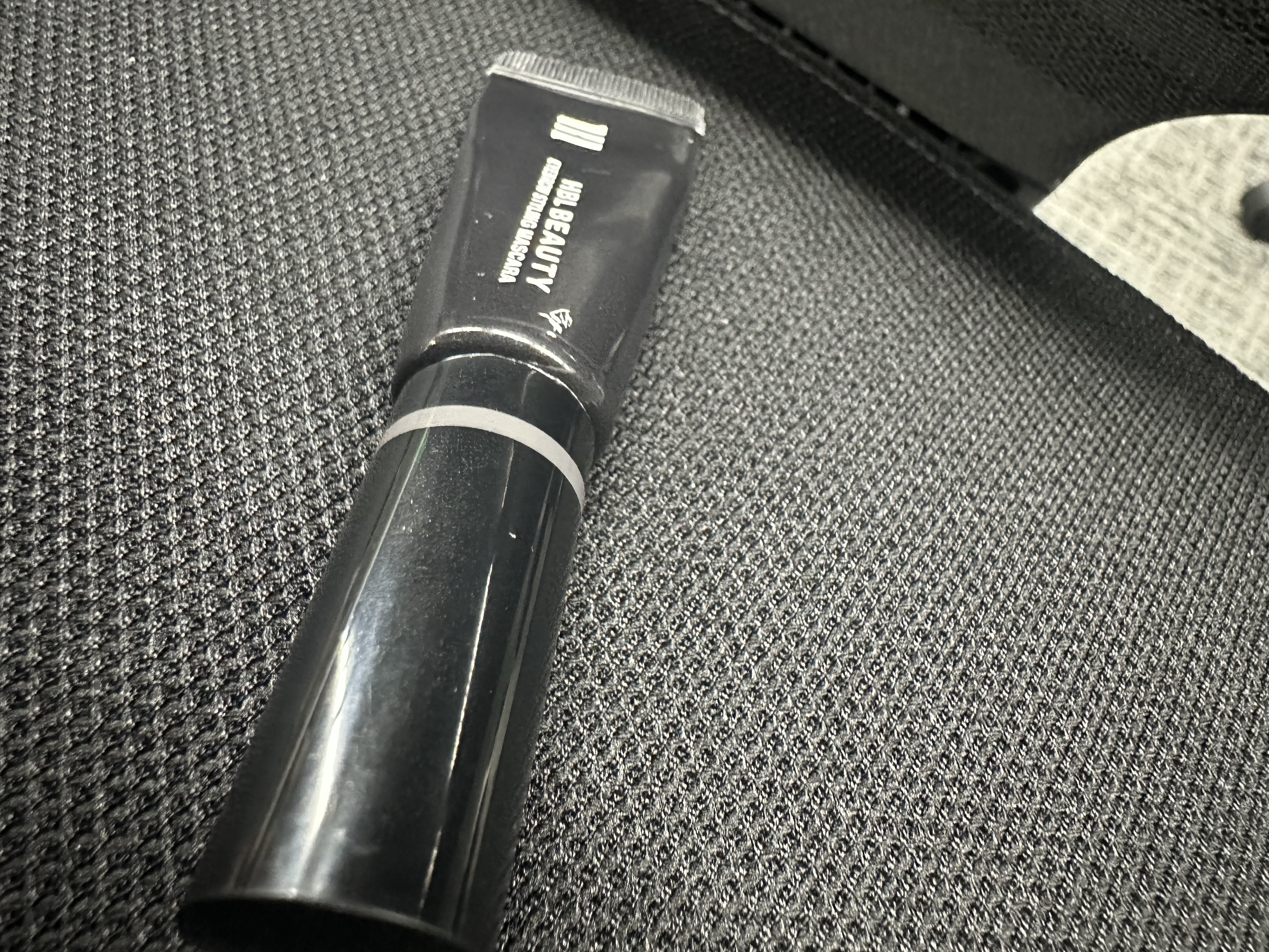 HBL アイブロウ スタイリングマスカラ 02 クリアブラック/HBL BEAUTY/眉マスカラを使ったクチコミ（1枚目）