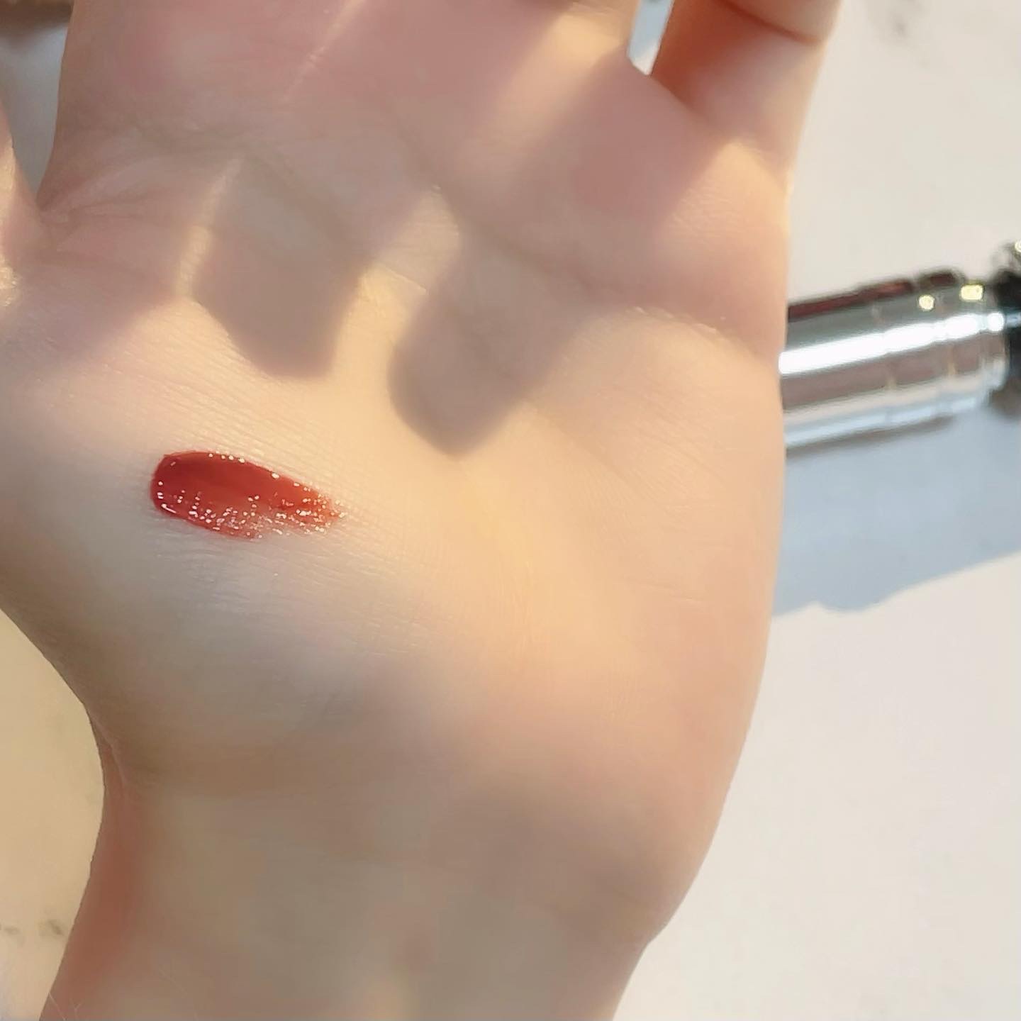 ジルスチュアート タイムレスグロウ ルージュティント 04 lipstick letter/JILL STUART/リップティントを使ったクチコミ（3枚目）