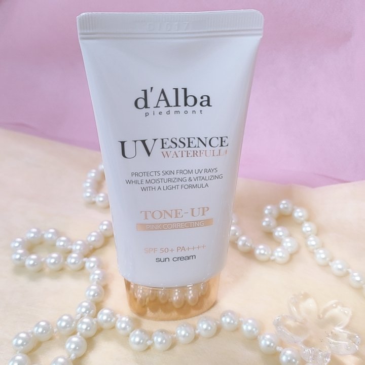 ウォータフルトーンアップサンクリーム/ダルバ/日焼け止めクリームを使ったクチコミ（1枚目）