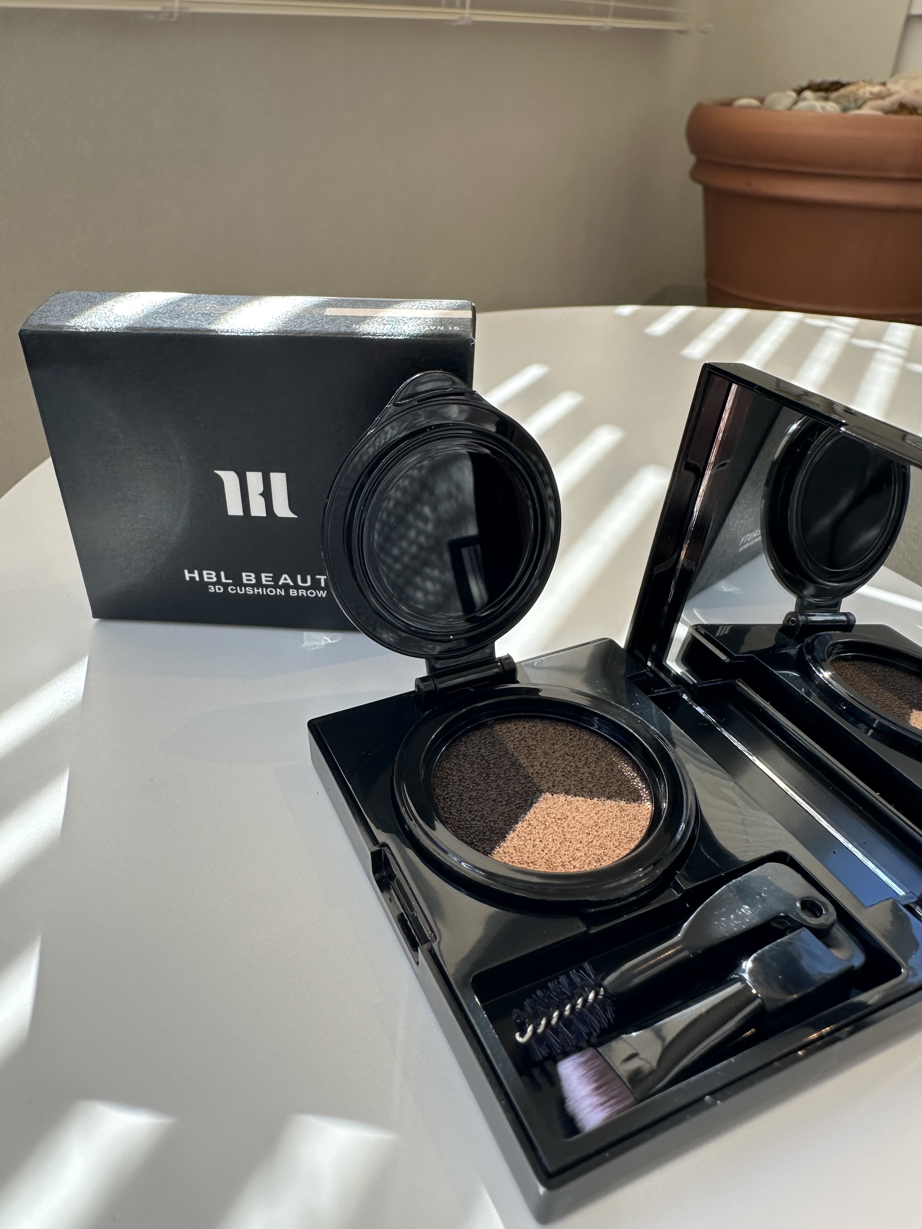 HBL 3Dクッションブロウ© 01 ナチュラルブラウン/HBL BEAUTY/その他アイブロウを使ったクチコミ（1枚目）