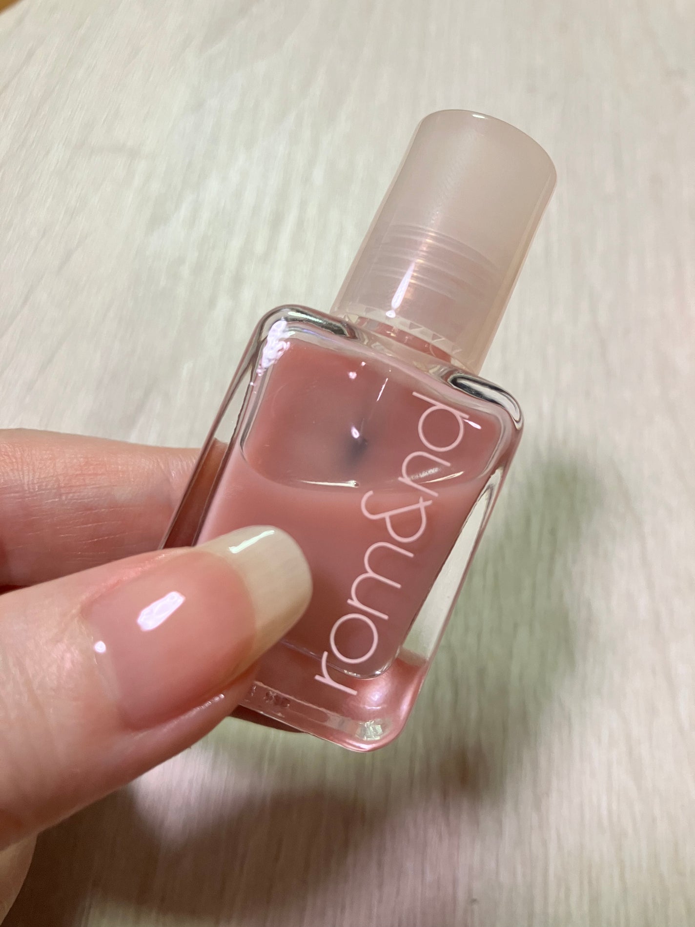 ムードペブル ネイル ハードナー/rom&nd/マニキュアを使ったクチコミ(1枚目)