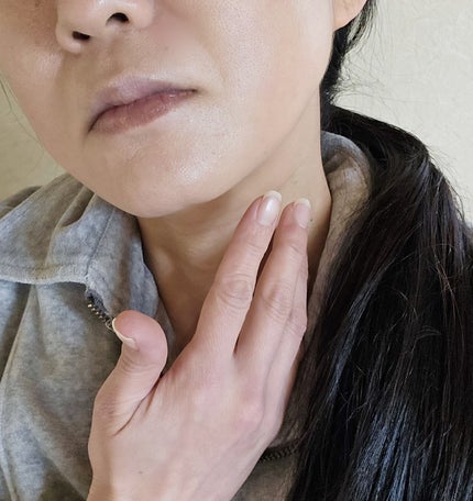 8x4 アロマスイッチ 涼感ネックジェル マンハッタンリネンの香り/8x4/デオドラント・制汗剤を使ったクチコミ(5枚目)