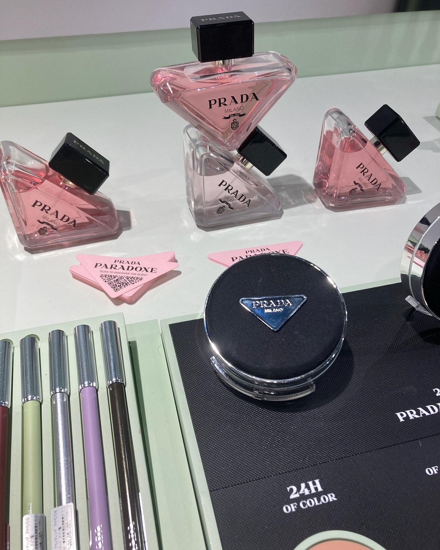 プラダ メッシュ クッション/PRADA BEAUTY/クッションファンデーションを使ったクチコミ（1枚目）