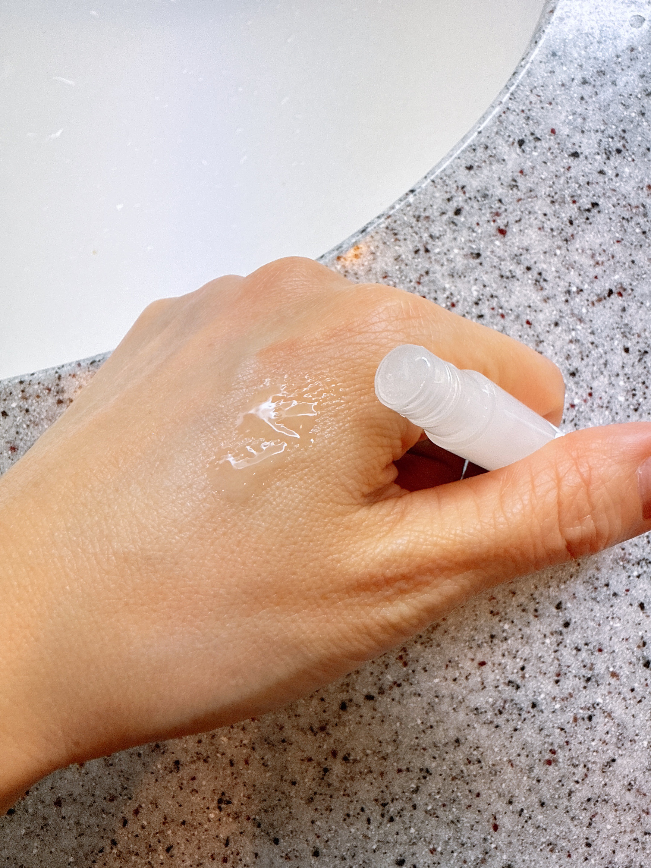 スポットノック WHITE/KIWAMI/美容液を使ったクチコミ（3枚目）