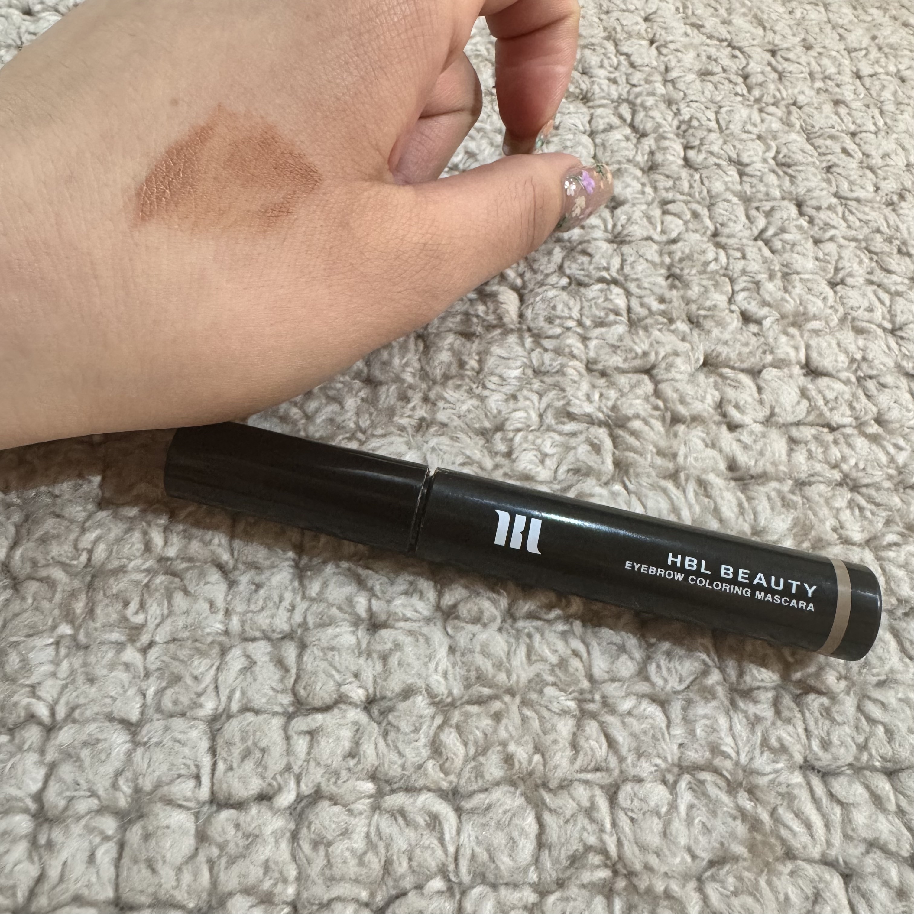 HBL アイブロウ カラーリングマスカラ 01 モザイク/HBL BEAUTY/眉マスカラを使ったクチコミ（2枚目）