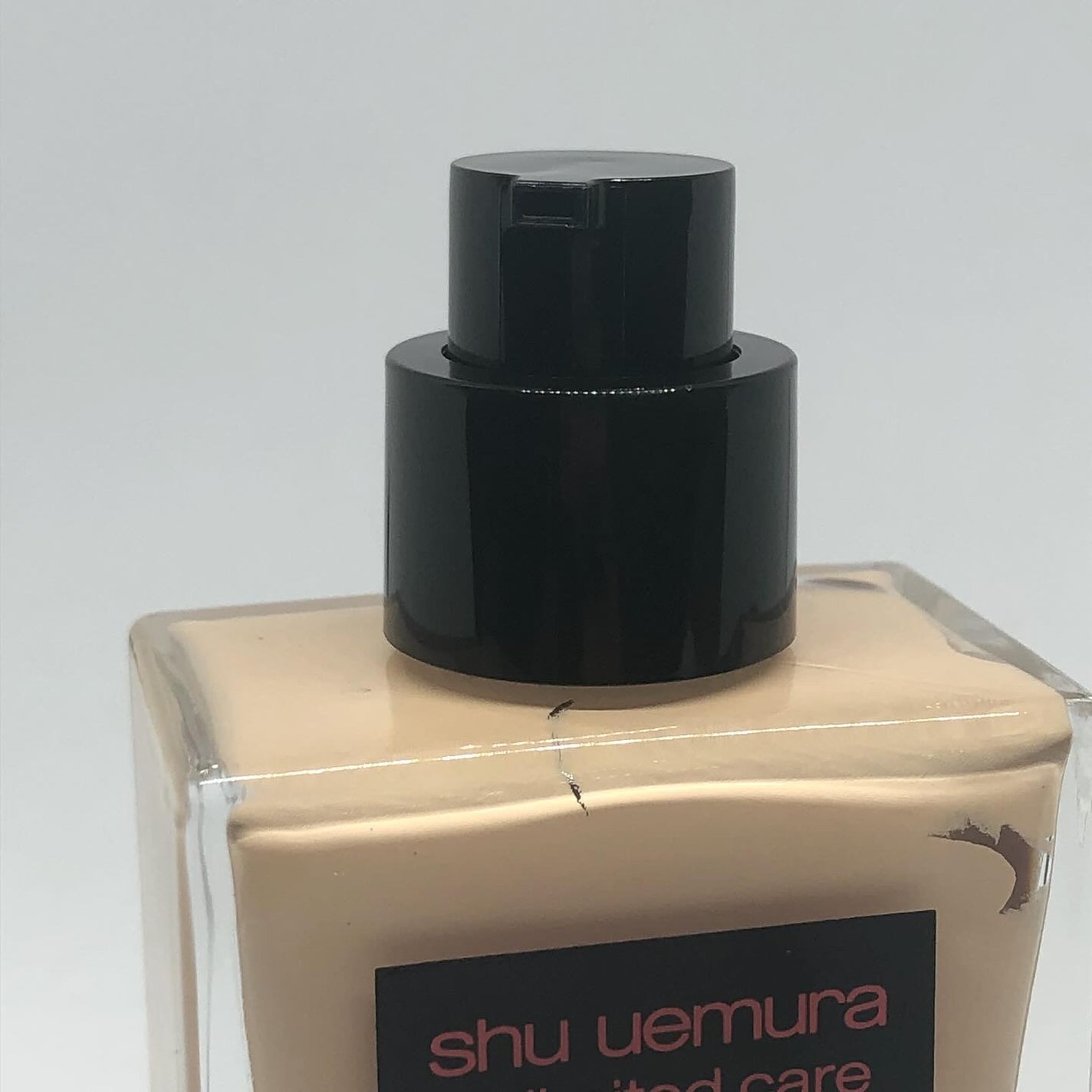 アンリミテッド ケア ツヤ セラム ファンデーション/shu uemura/リキッドファンデーションを使ったクチコミ(2枚目)